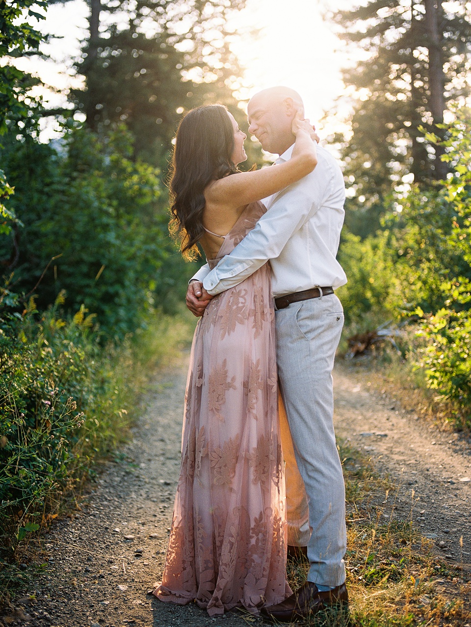 Chad & Misty | Cle Elum, Washington Film Engagement Session  Devon  Michelle Photography