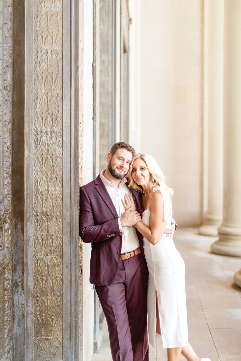 Nelson Atkins Art Museum Engagement Session | Heather and Andrew - Catherine  Rhodes Photography | Wedding and Lifestyle Portrait Photographer |  Columbia, Kansas city, St Louis, and Destinations World Wide