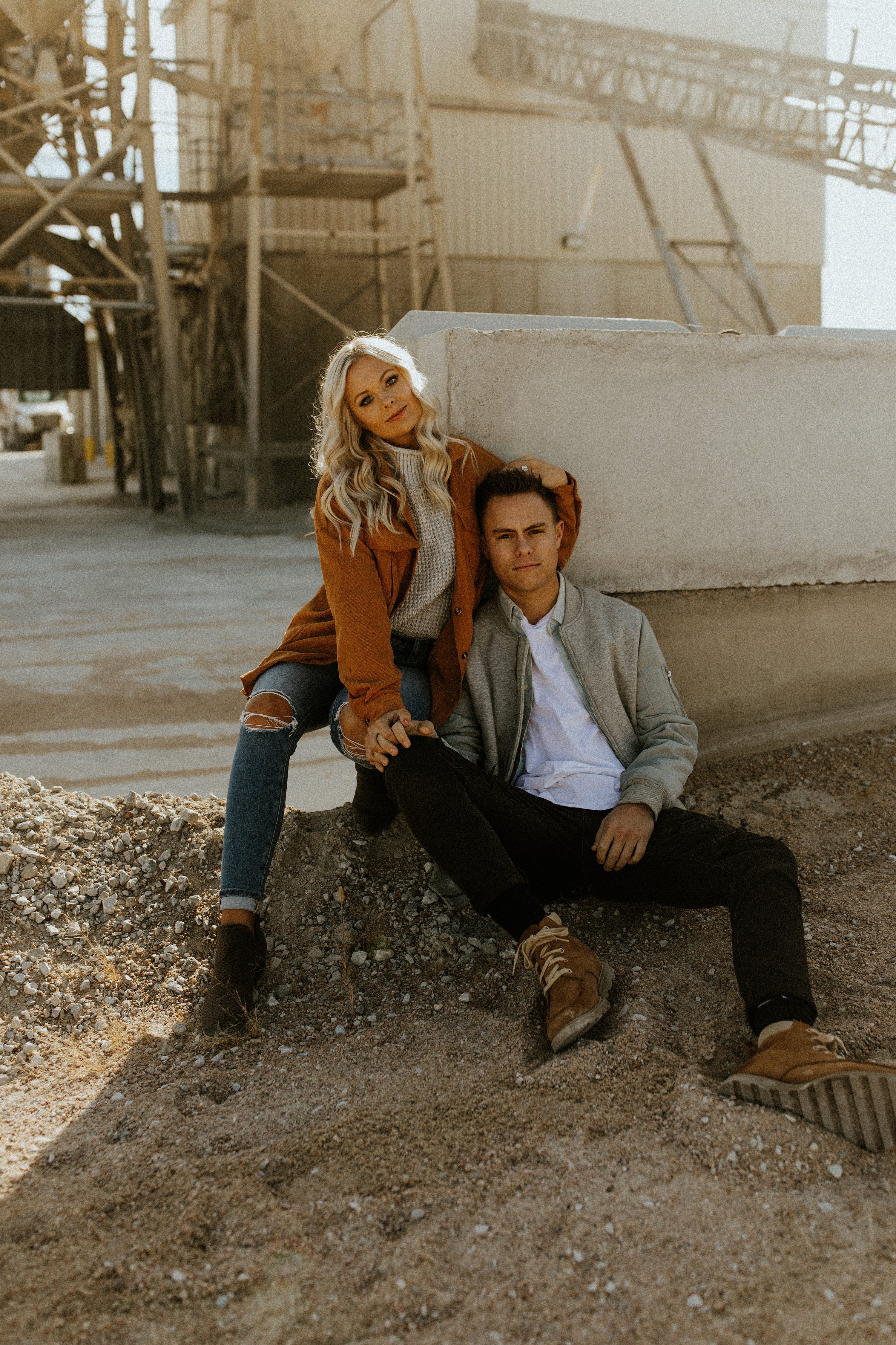 funky photo shoot,desert couples session