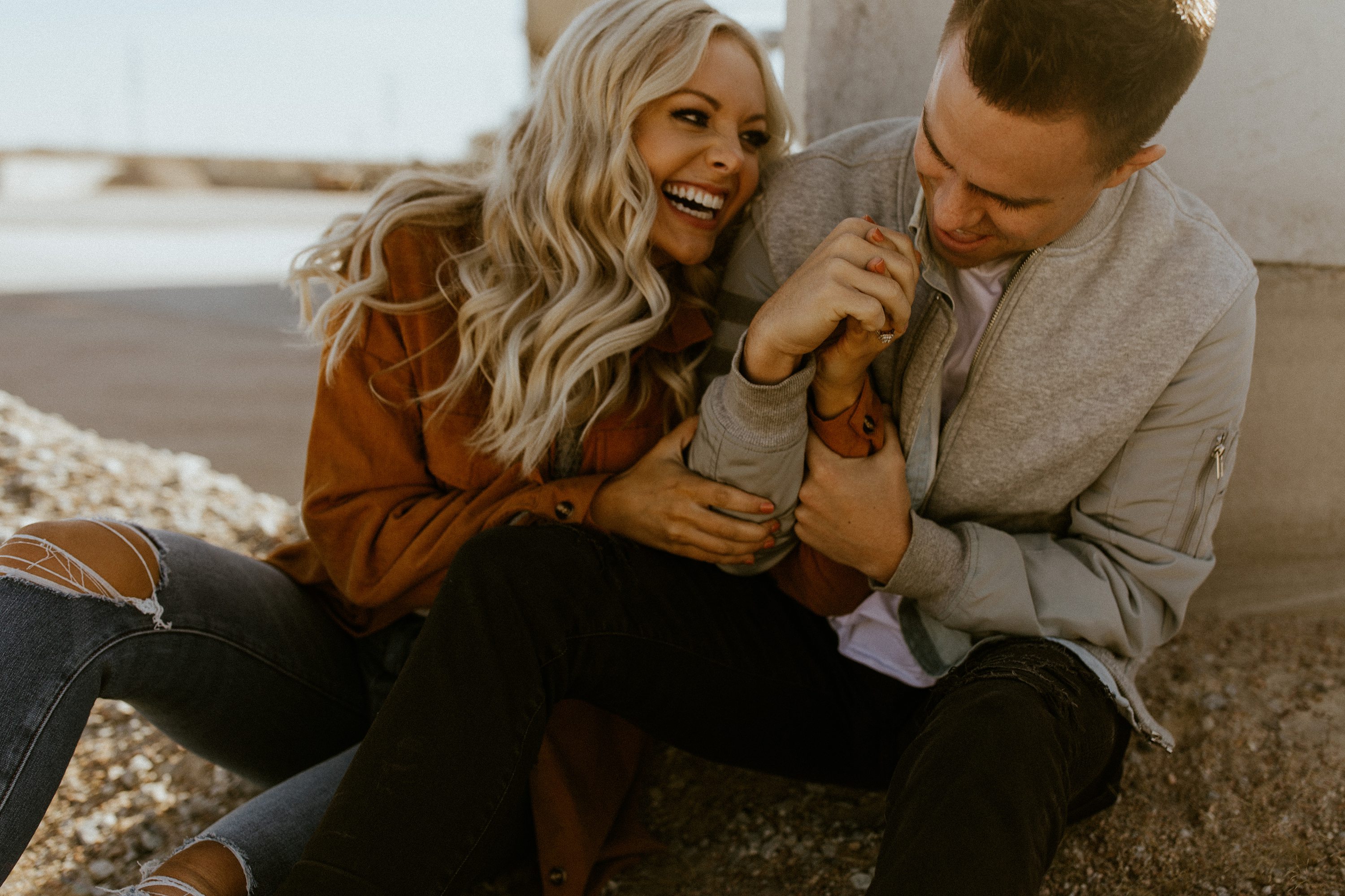 couples session,desert photo shoot