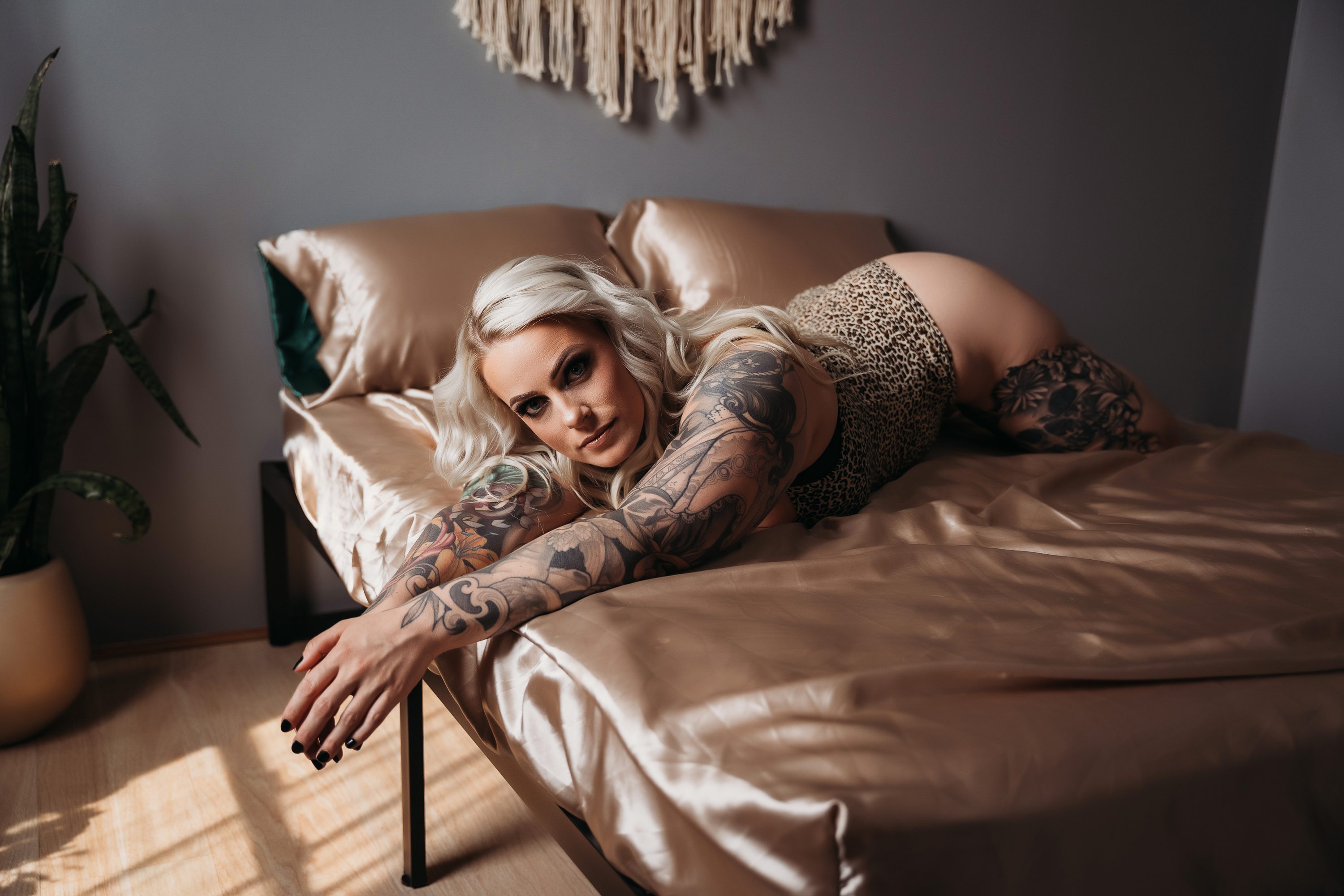 Boudoir Photography in Alabama: Celebrating Beauty and Empowerment