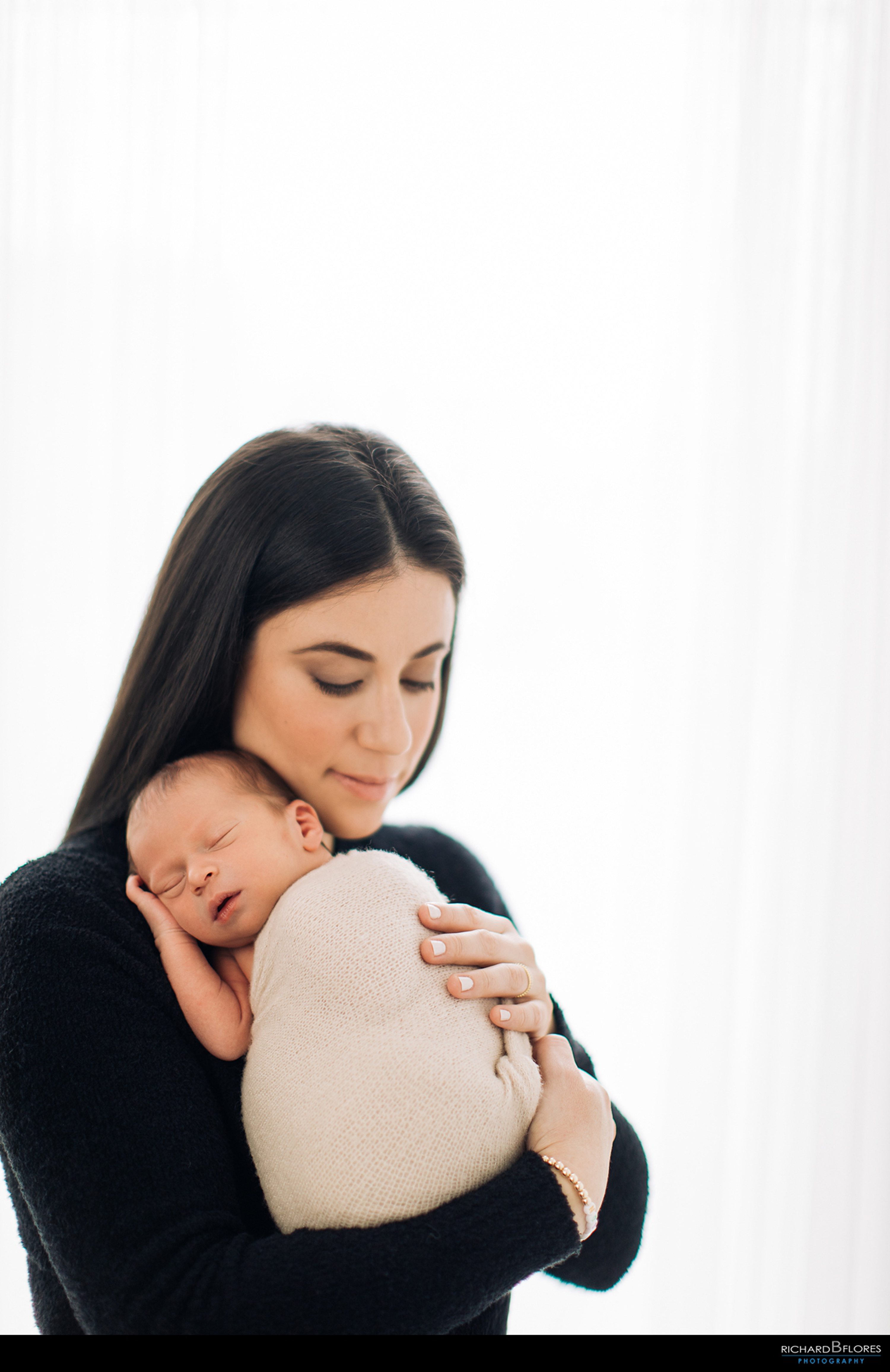 newborn photographer,newborn photography