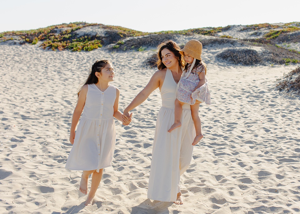 Candid family photography San Diego,Coronado family photographer