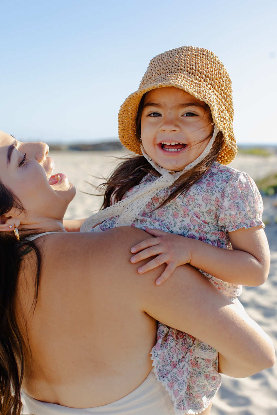 Mommy and me photoshoot,Hotel Del family photos