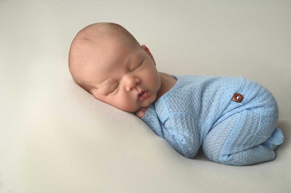 Example Shoot Title Tag Artistic baby photos, Professional newborn photography