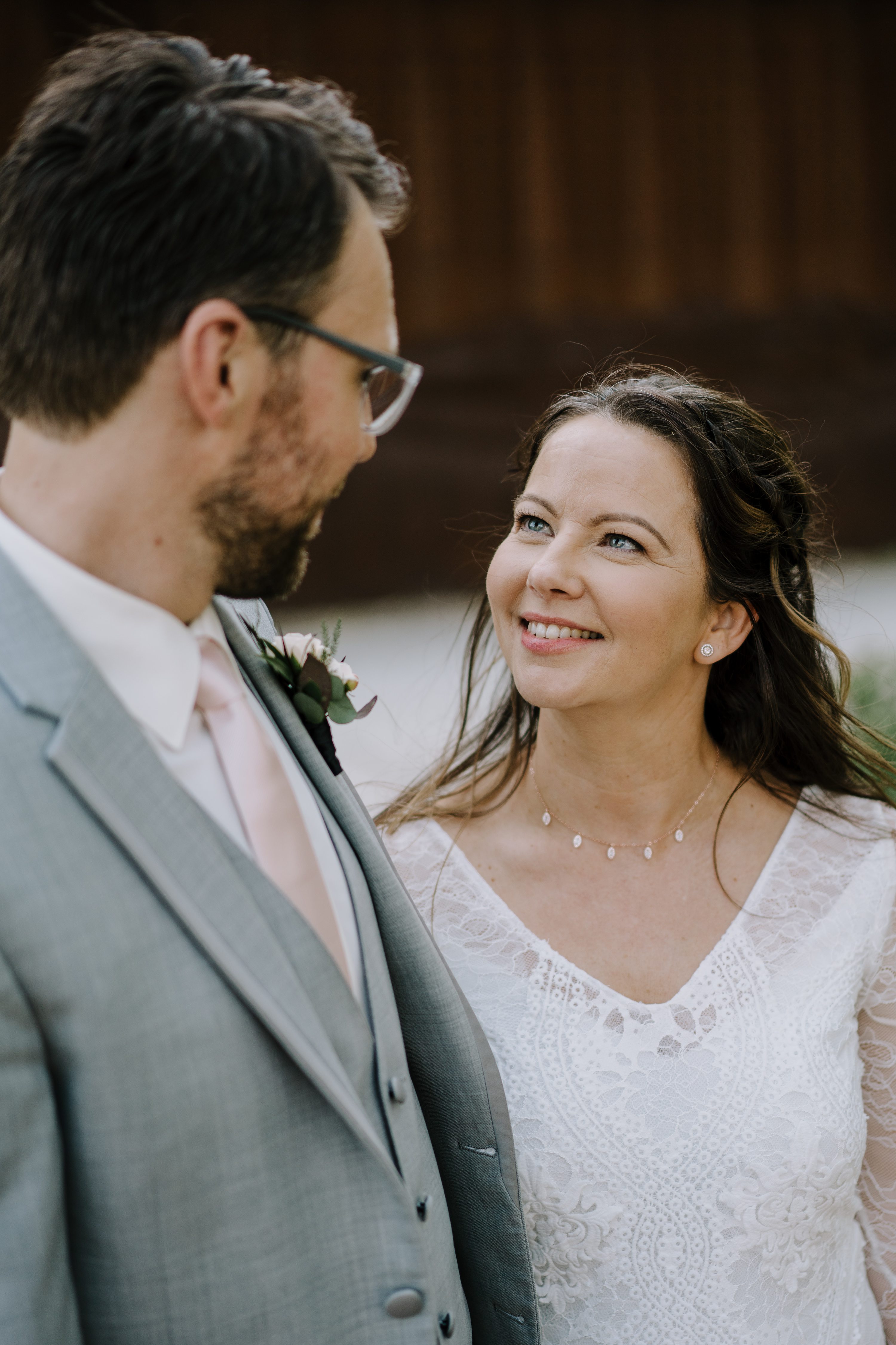 Example Shoot Title Tag Intimate wedding photographer,winnipeg elopement
