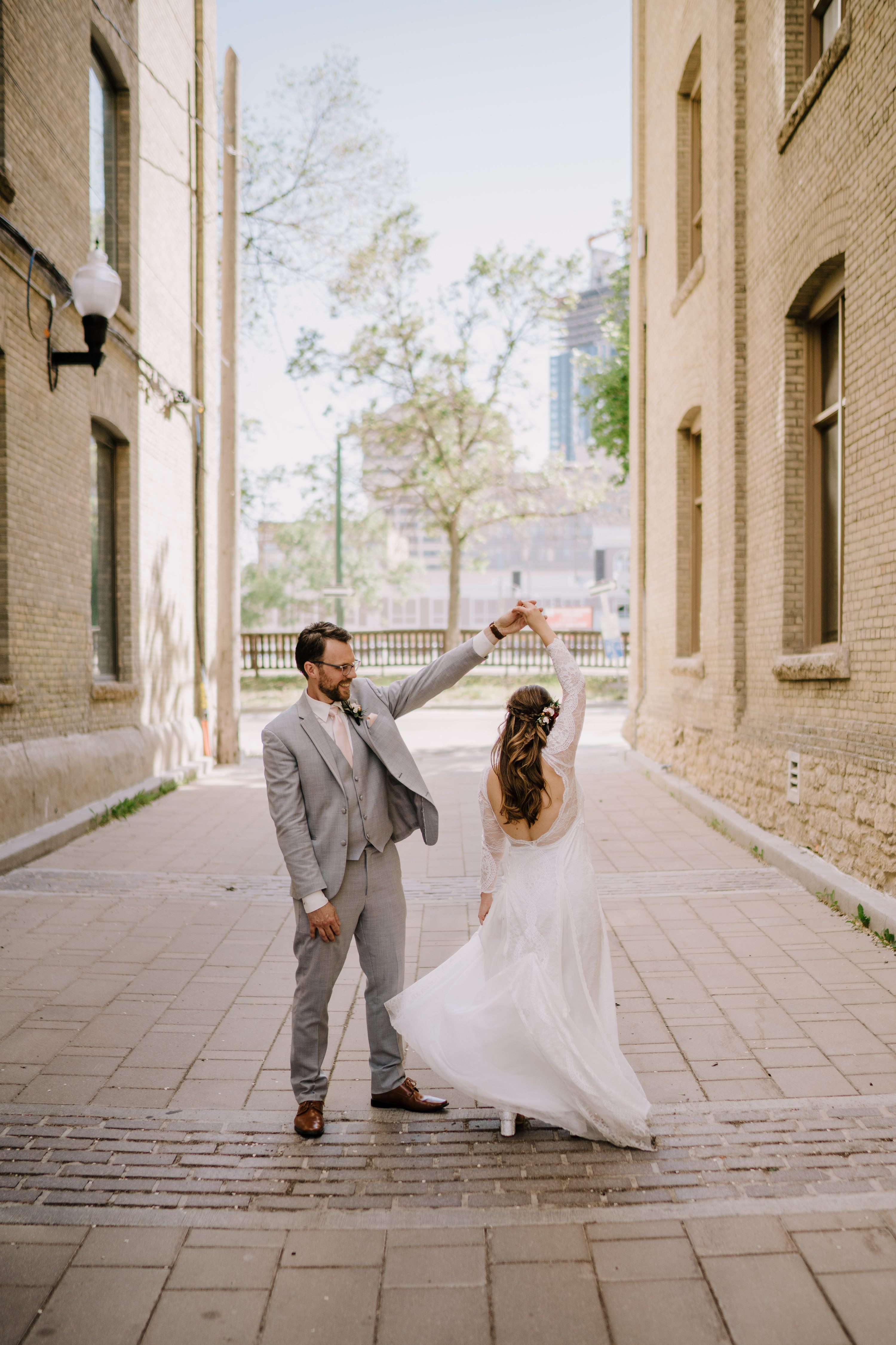 Example Shoot Title Tag manitoba club wedding