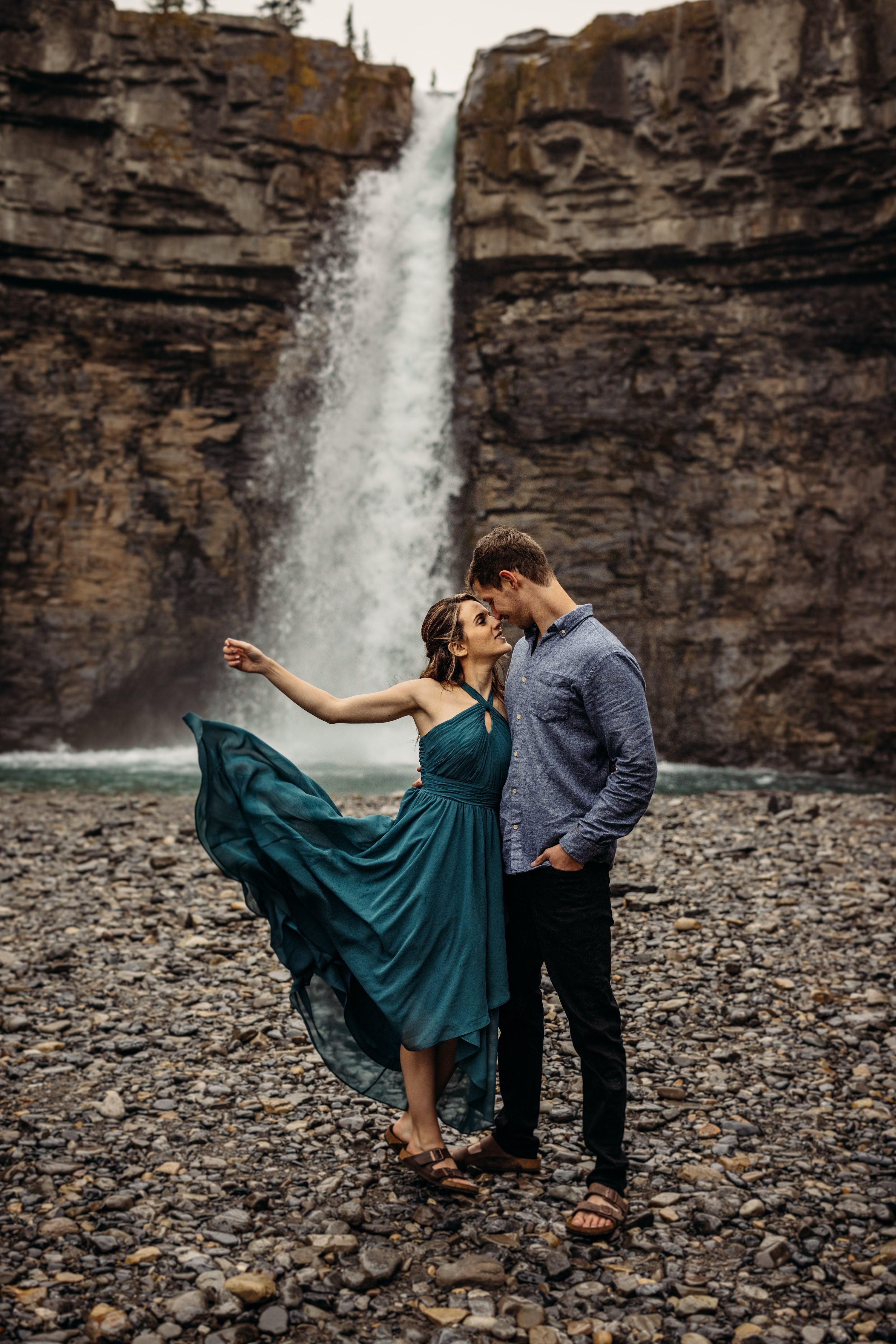 Ashley Daphne Photography, couple waterfall photos