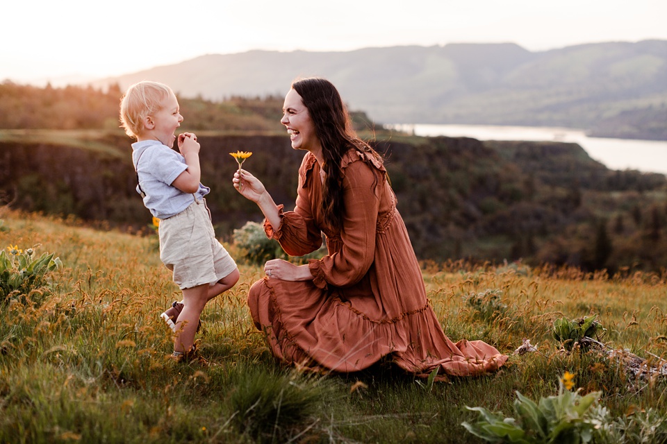 The Best Last Minute Gifts You Can Get Your Mom or Wife for Mother's Day —  Briana Calderon Photography