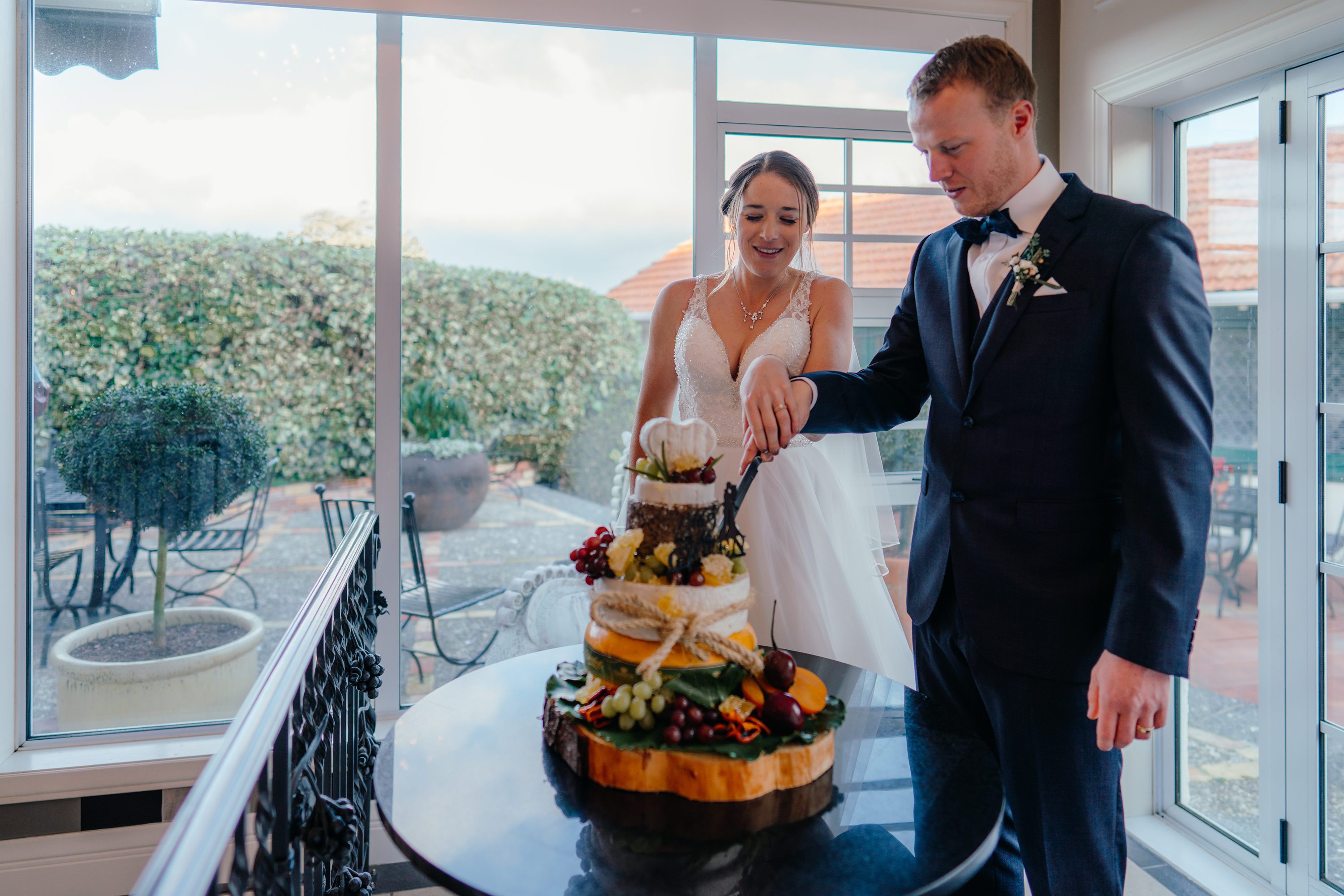 Rotorua Wedding Photographer,Lake Rotorua Wedding