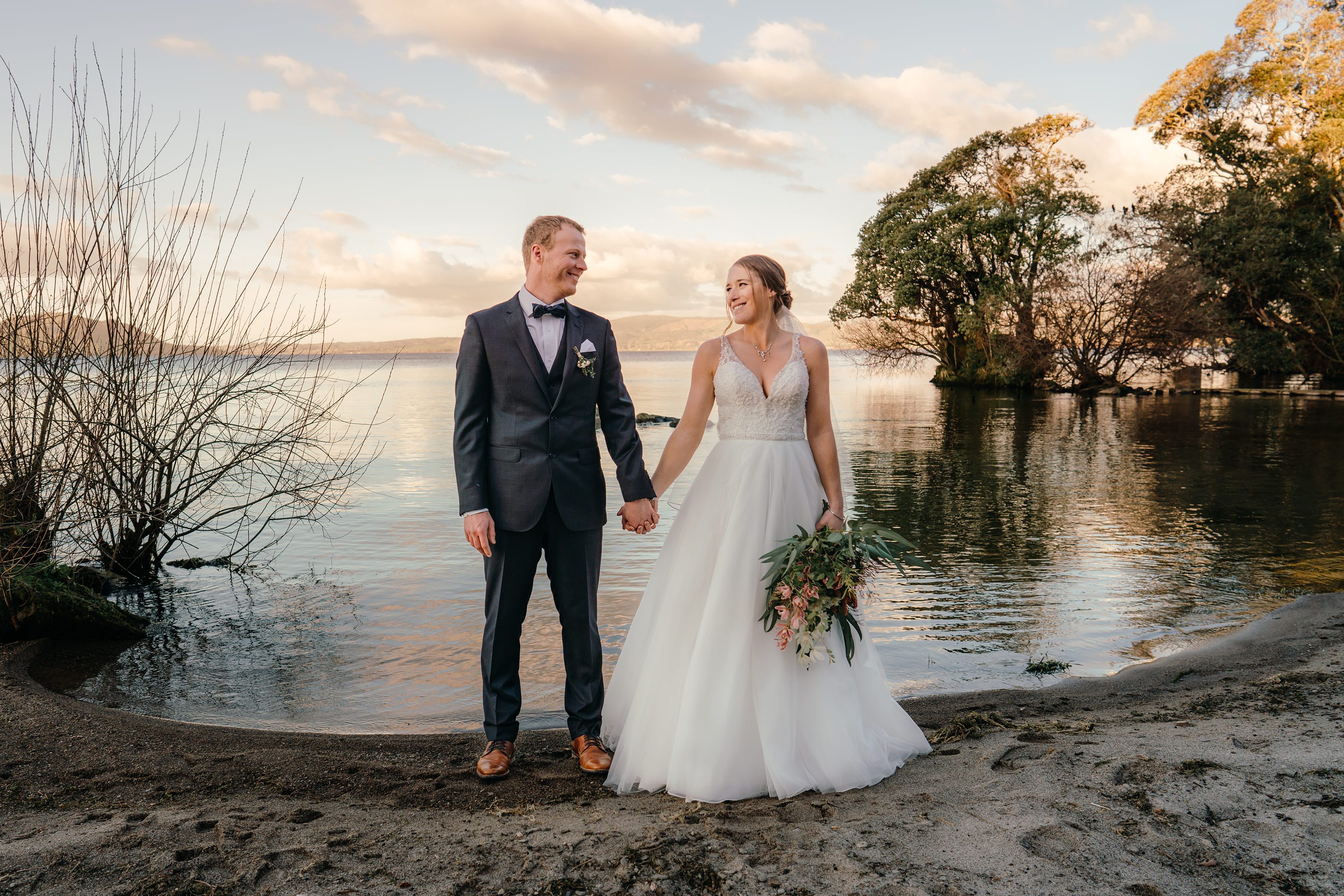 Peppers on the Point,Lake Wedding