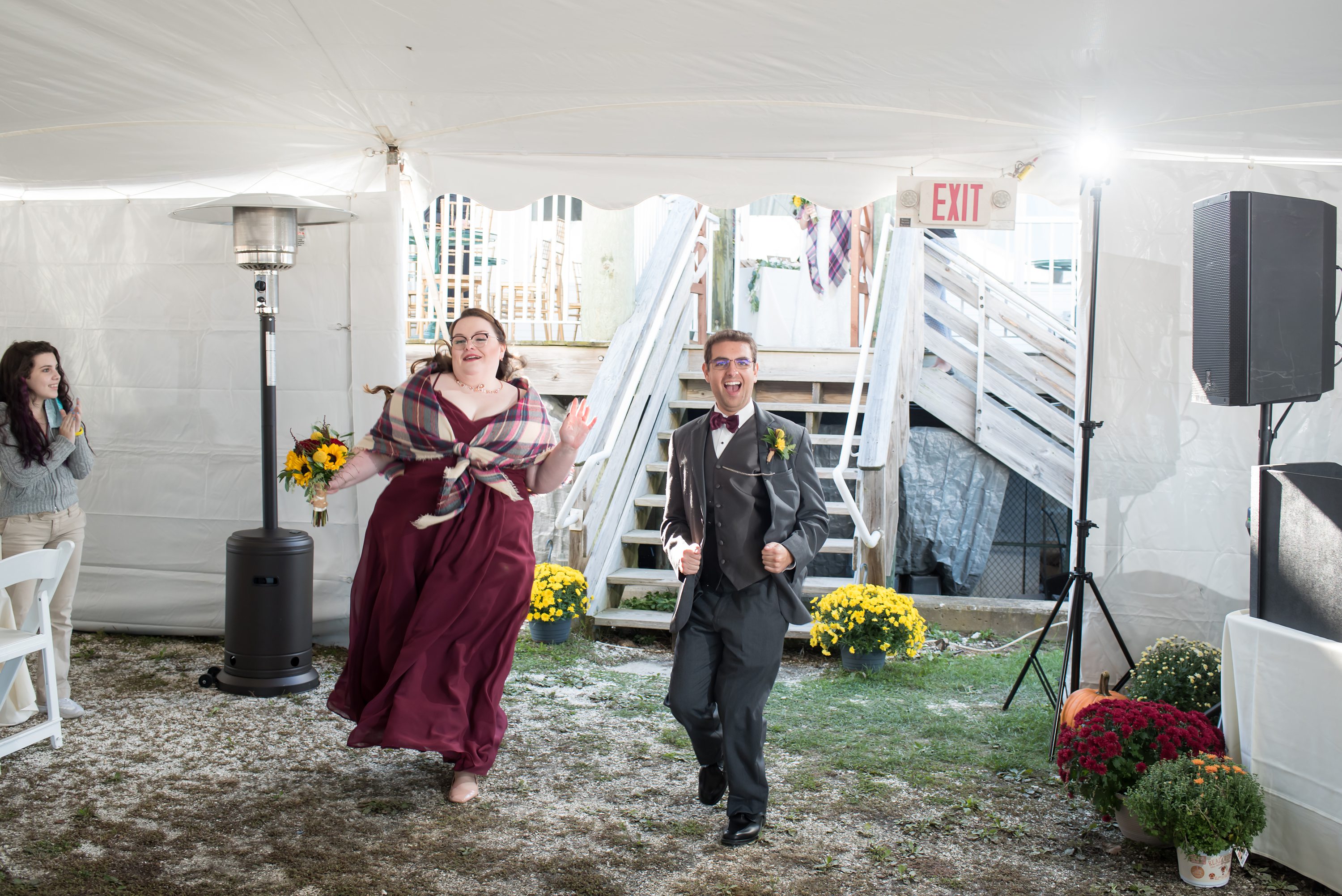 Maureen Russell Photography,Fall wedding in New England