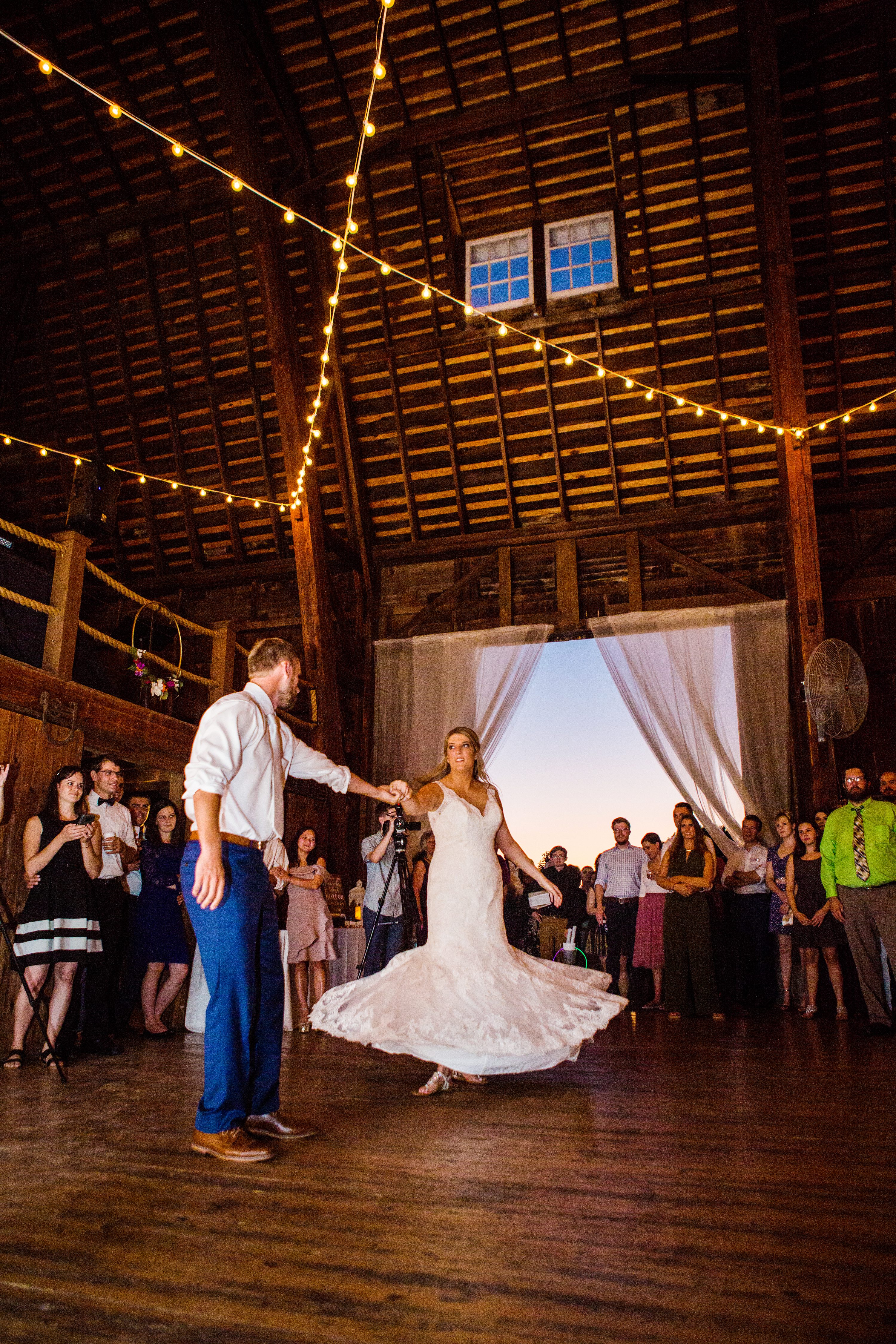 barn wedding,upstate ny photographer