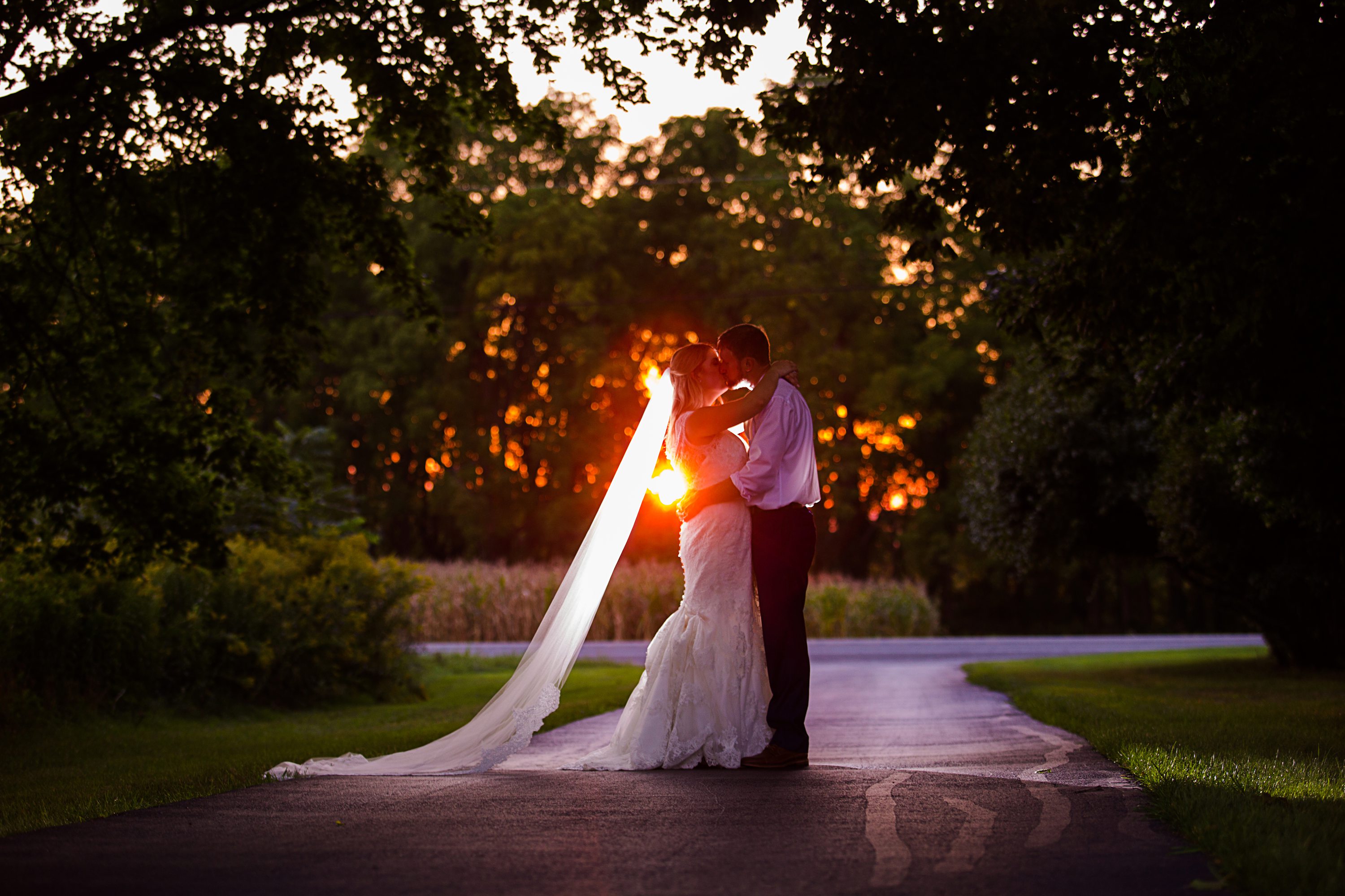 summer wedding,ring photo