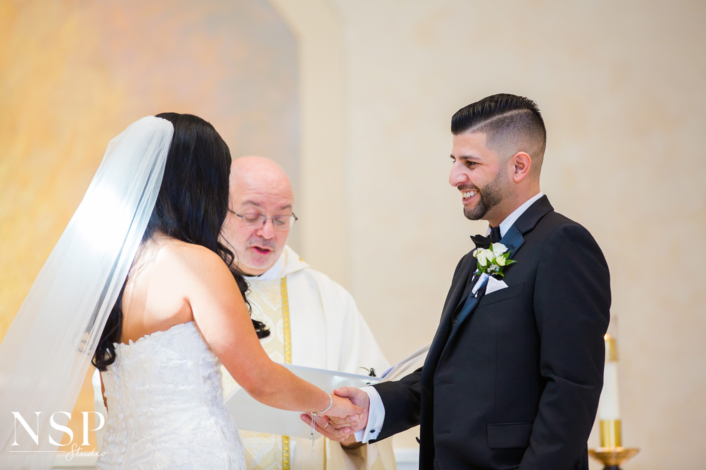 nighttime wedding photos,wedding cake