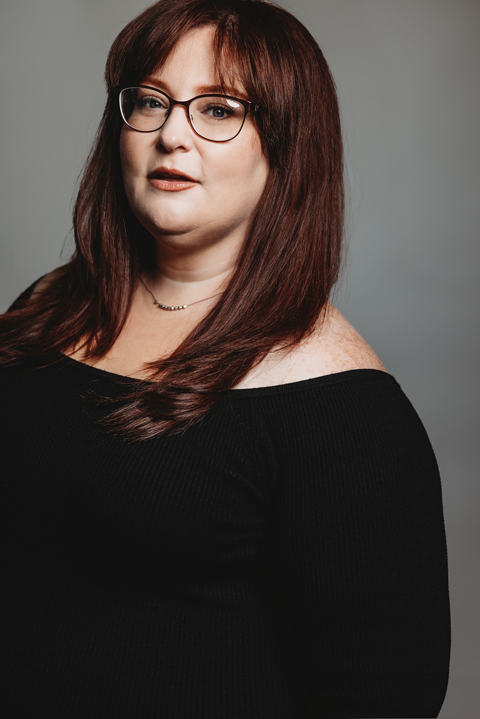 professional headshots,sacramento photographer,lawyer headshots,dating profile images Sacramento headshot photographer,lacey m carroll photography