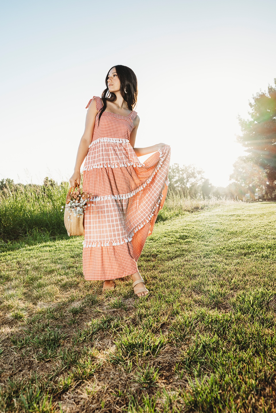 Sacramento Seniors,Sacramento senior portraits,Natural settings sunrise photoshoot,Sacramento photographer