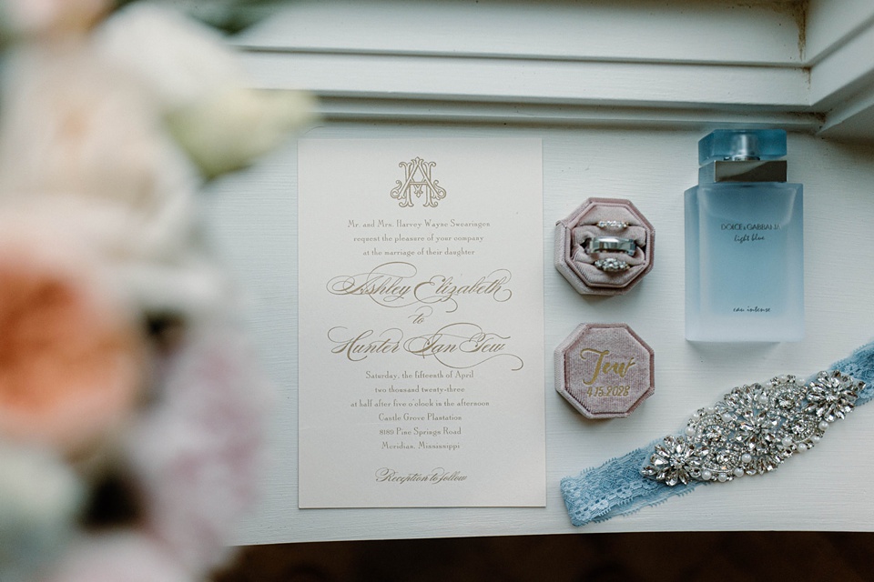 Mississippi Barn Wedding at Castle Grove Plantation