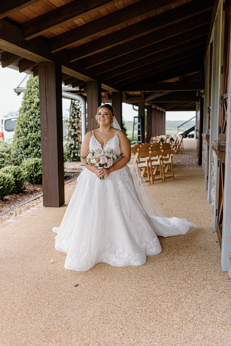 Mississippi Barn Wedding at Castle Grove Plantation