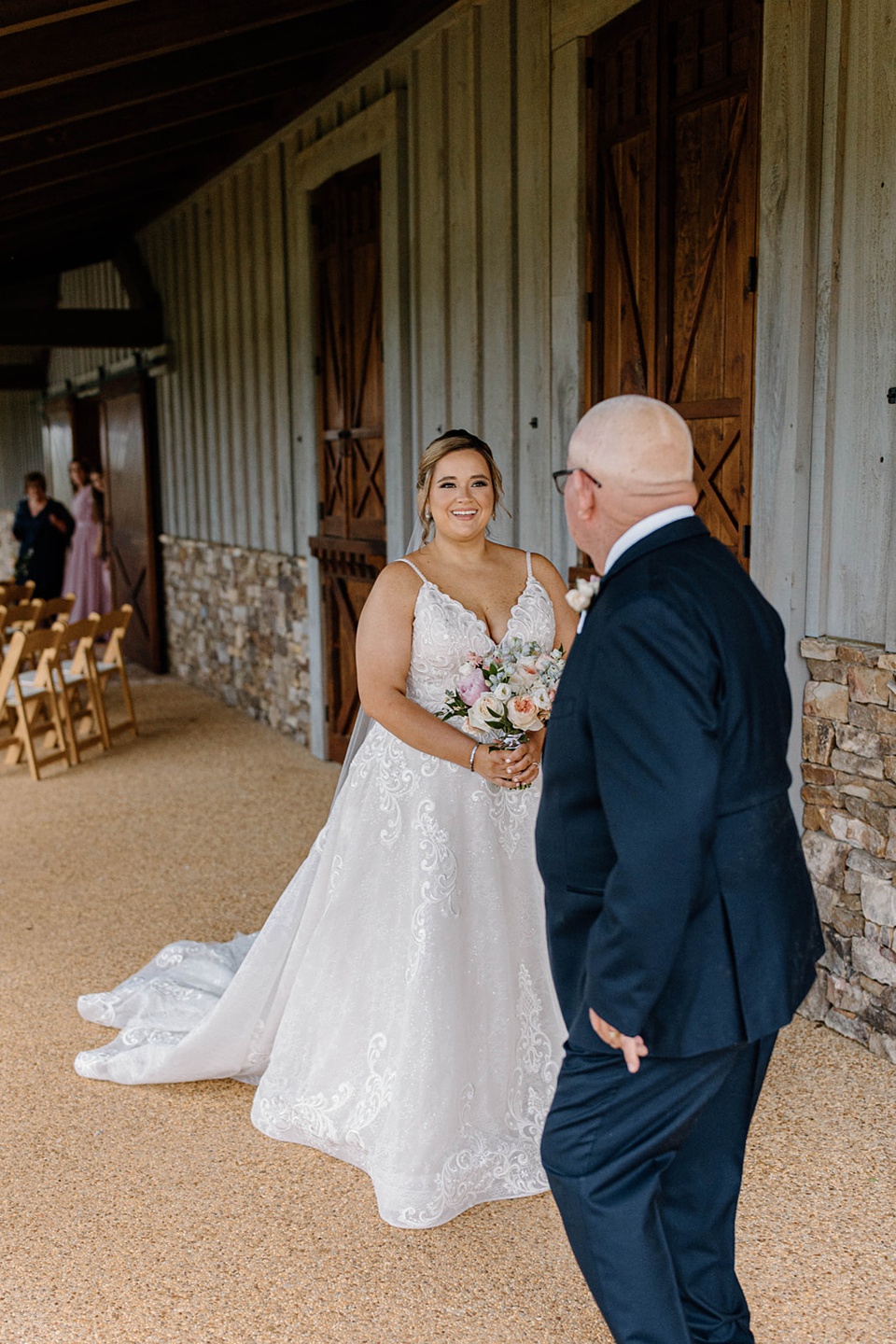 Mississippi Barn Wedding at Castle Grove Plantation