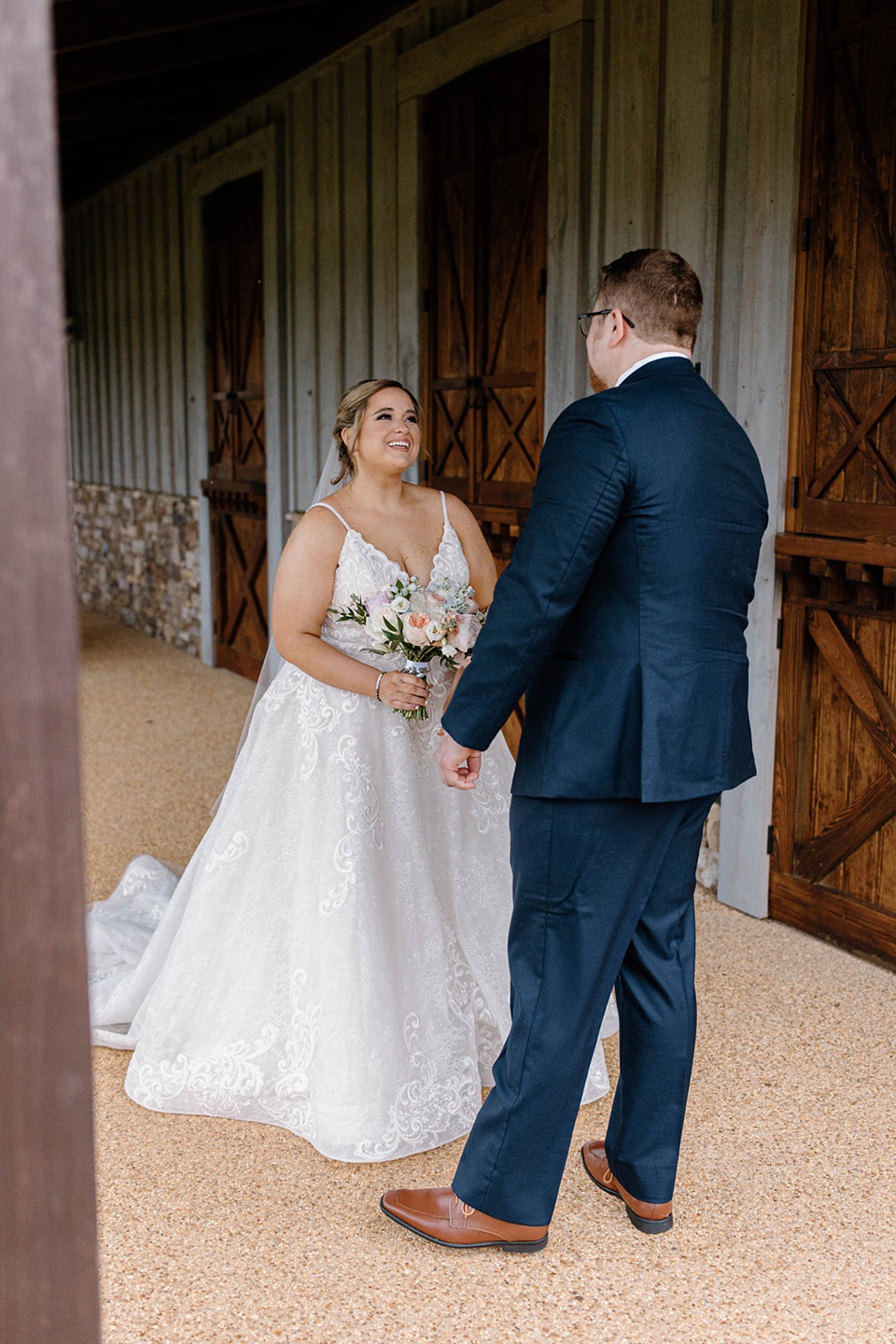 Mississippi Barn Wedding at Castle Grove Plantation