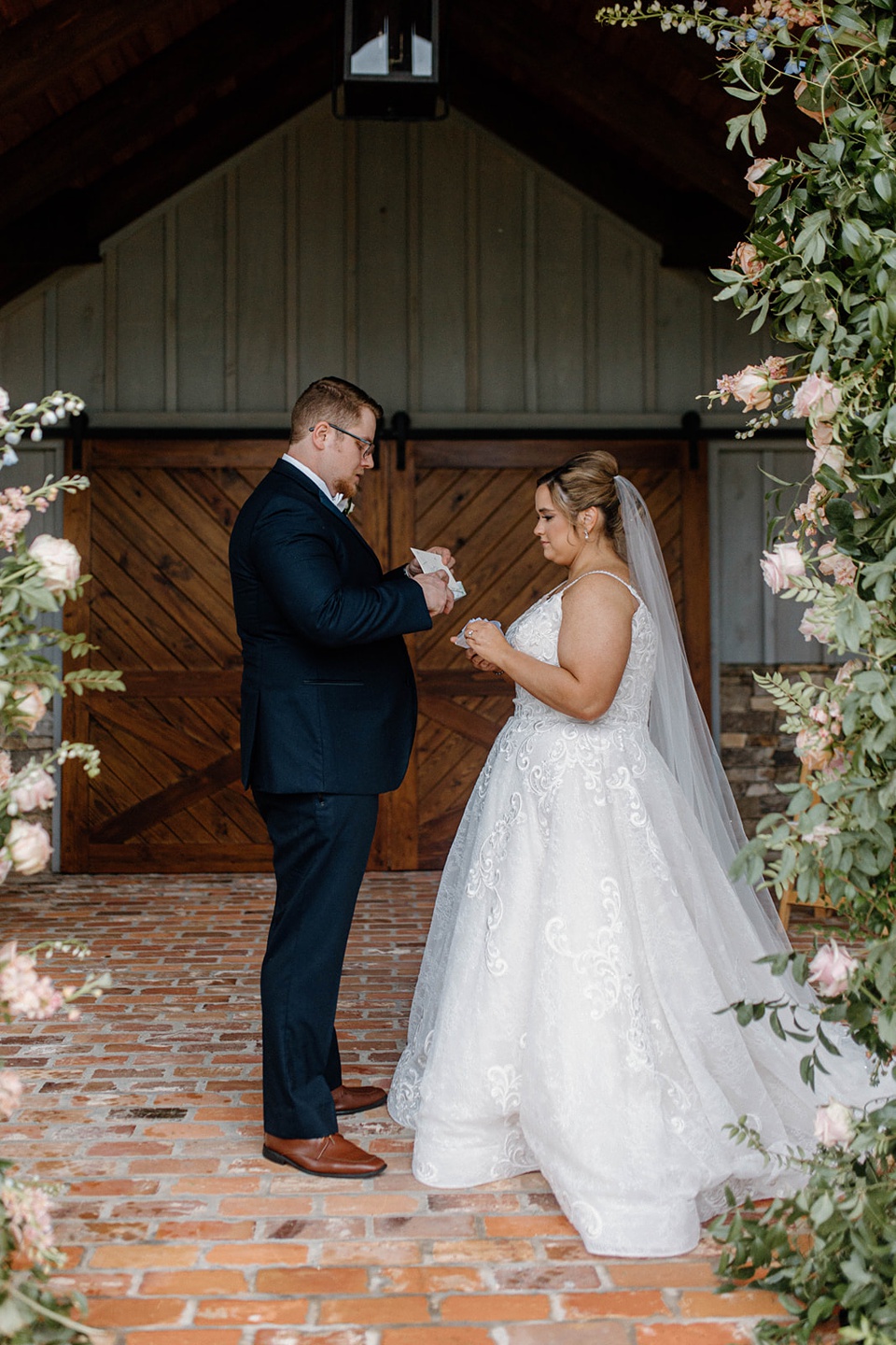 Mississippi Barn Wedding at Castle Grove Plantation