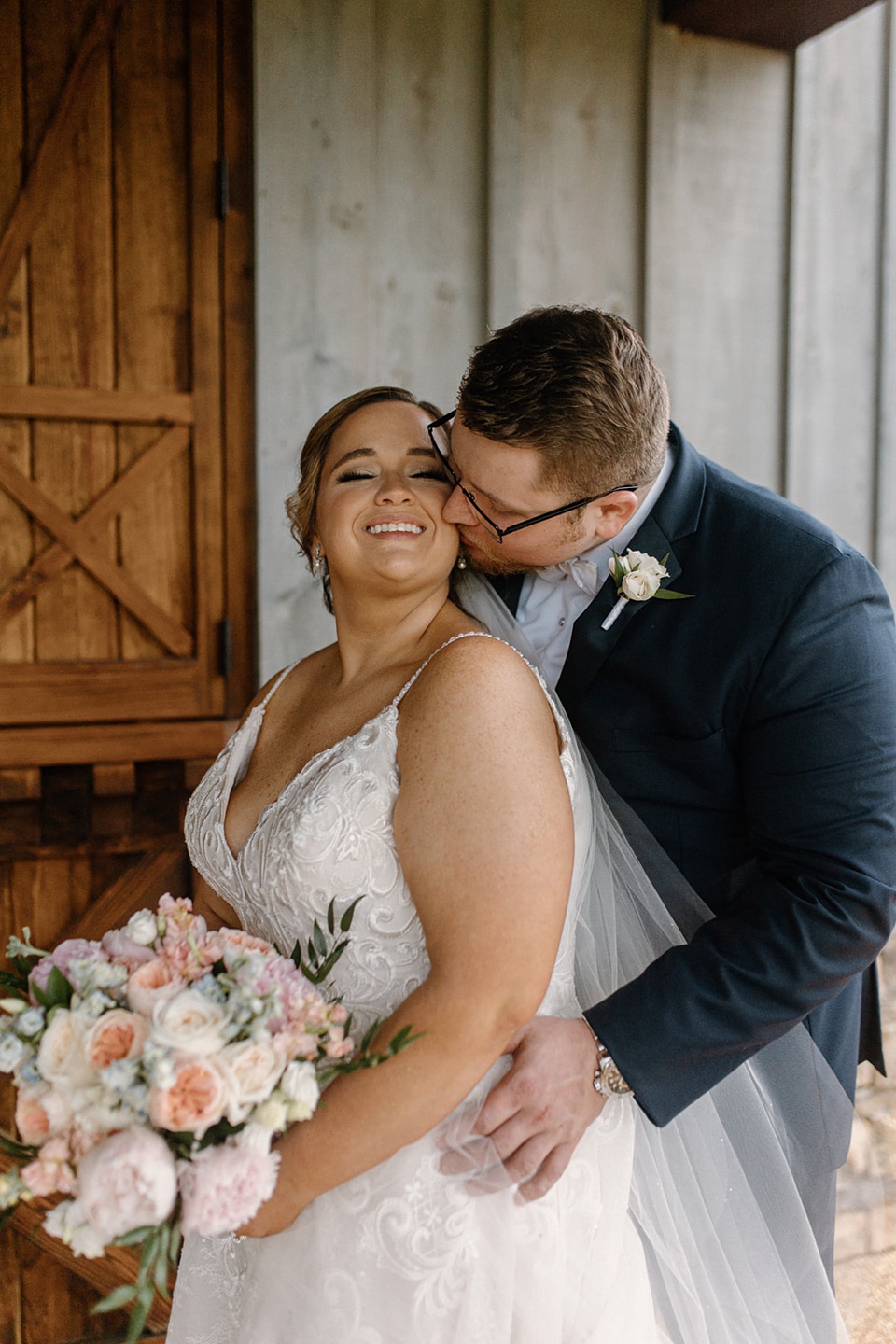 Mississippi Barn Wedding at Castle Grove Plantation