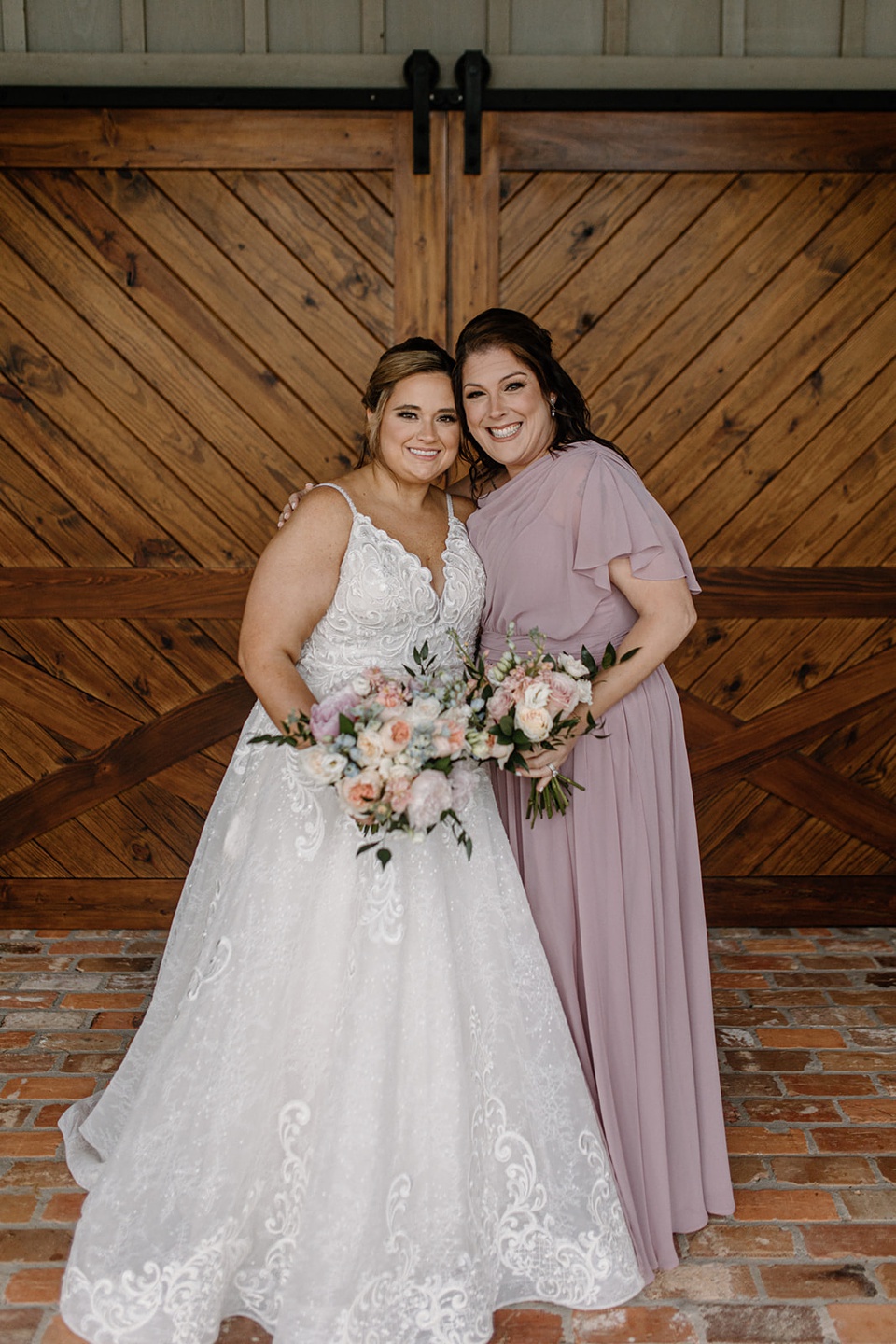 Mississippi Barn Wedding at Castle Grove Plantation