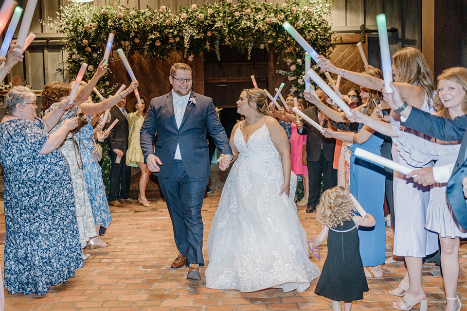 Mississippi Barn Wedding at Castle Grove Plantation