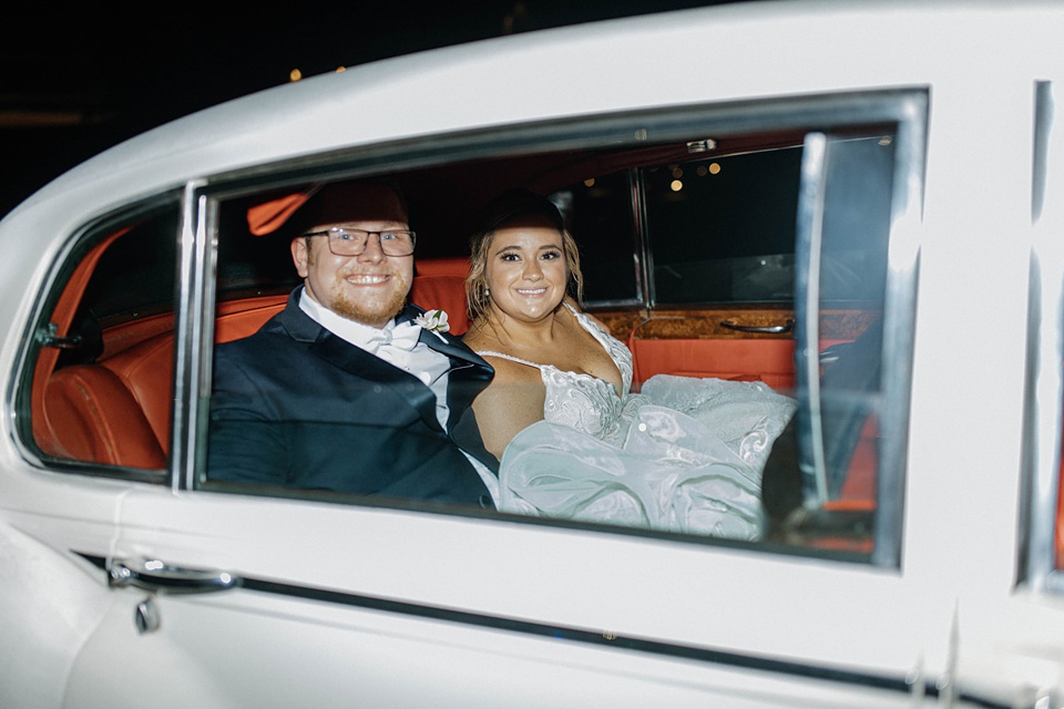 Mississippi Barn Wedding at Castle Grove Plantation