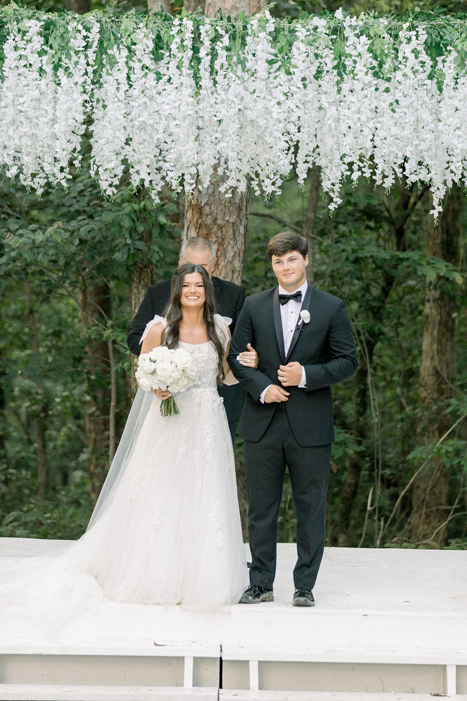 Philadelphia Mississippi Home Wedding Philadelphia MS Wedding,MS Wedding Planner,Meridian MS Florist,Meridian MS wedding planner,Philadelphia MS Home wedding,Outdoor MS Wedding