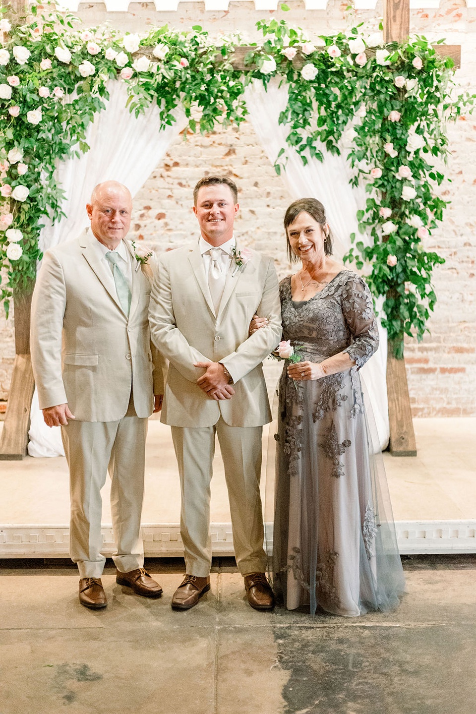 Example Shoot Title Tag philadelphiamswedding,meridianmsflorist,meridianmsweddingplanner,bridgesthevenue