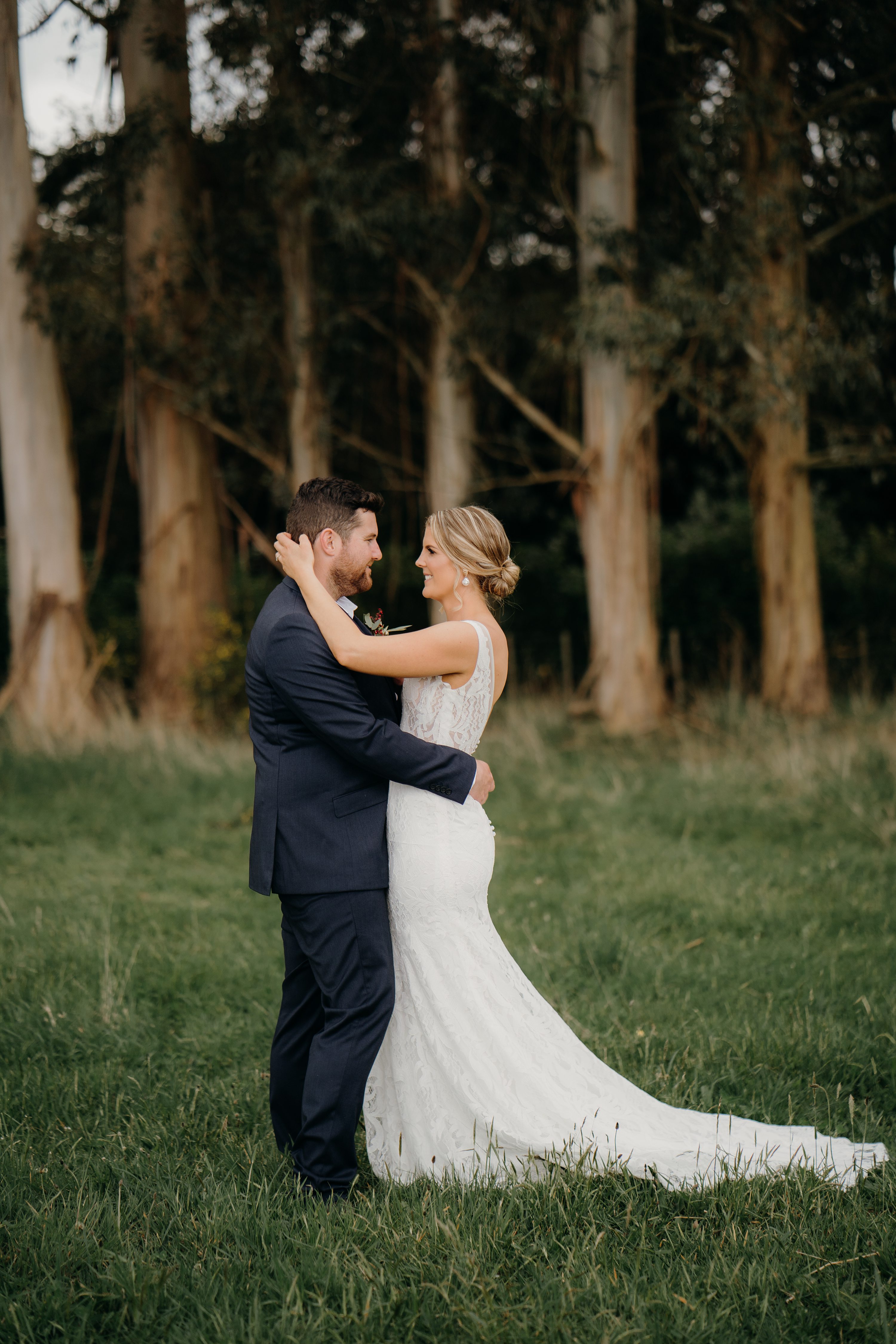 New Zealand wedding photographer,Rainy wedding