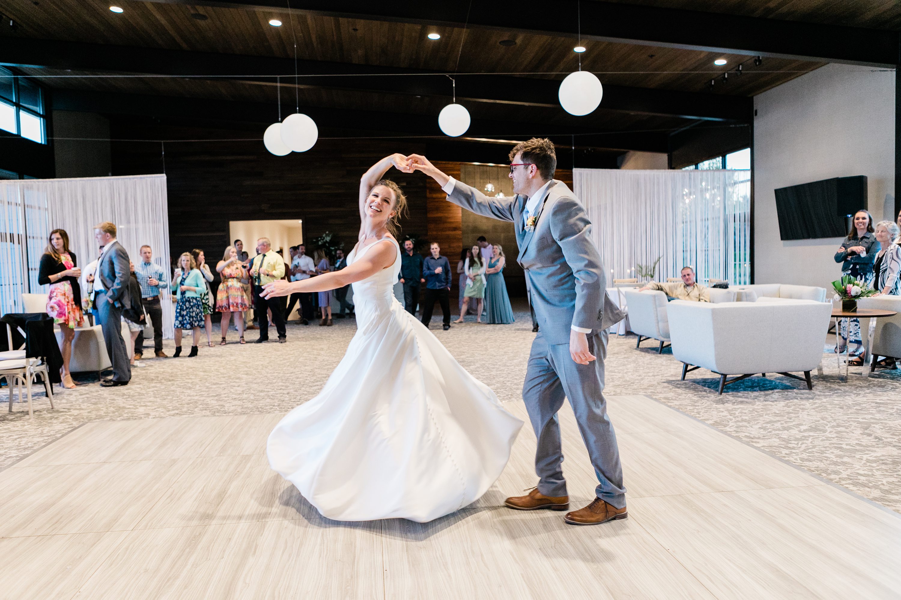 eagle idaho wedding venues,first dance photos,bride and groom first dance