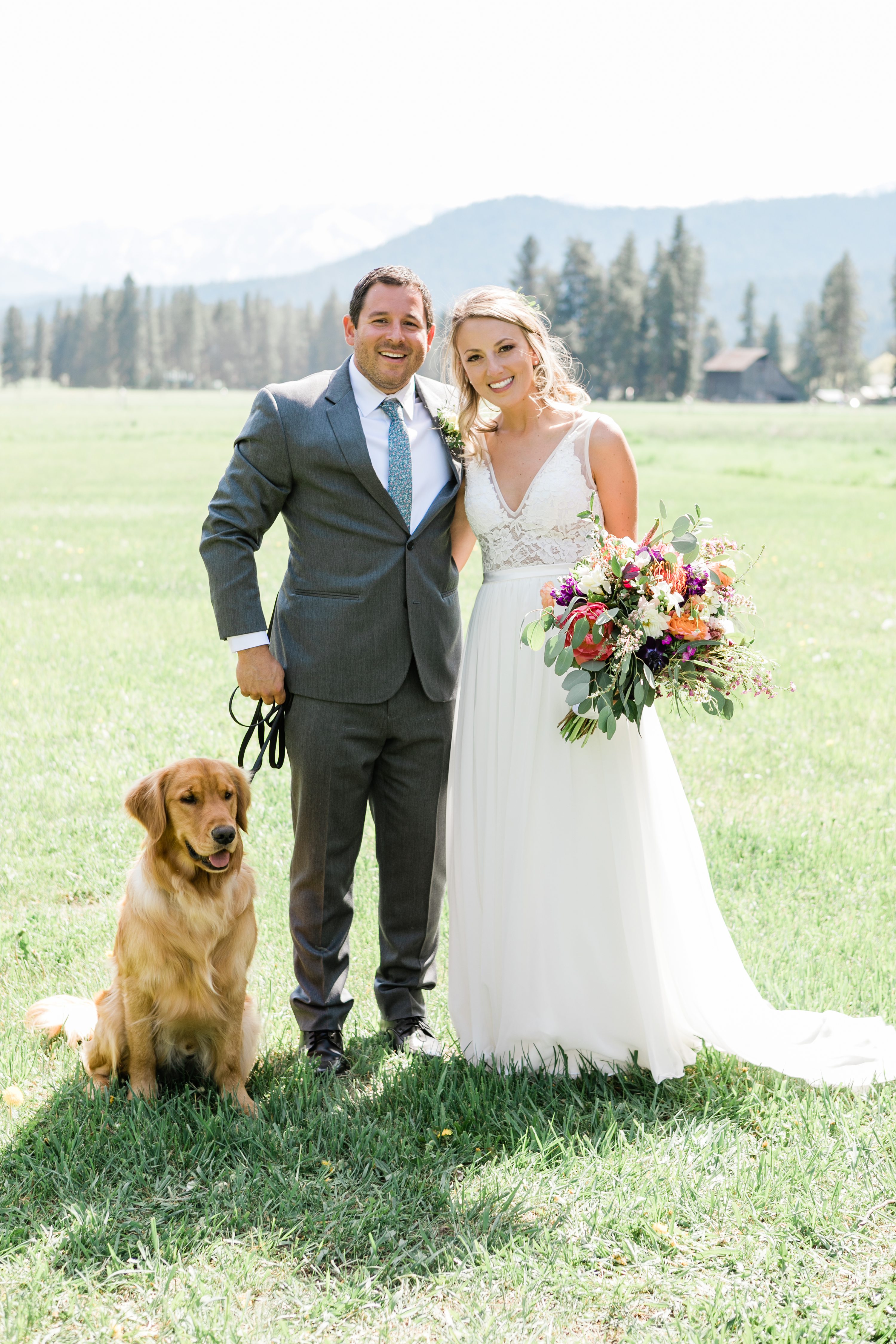 hawaii wedding photographer,boise wedding photographer,wedding photos,dog wedding photos