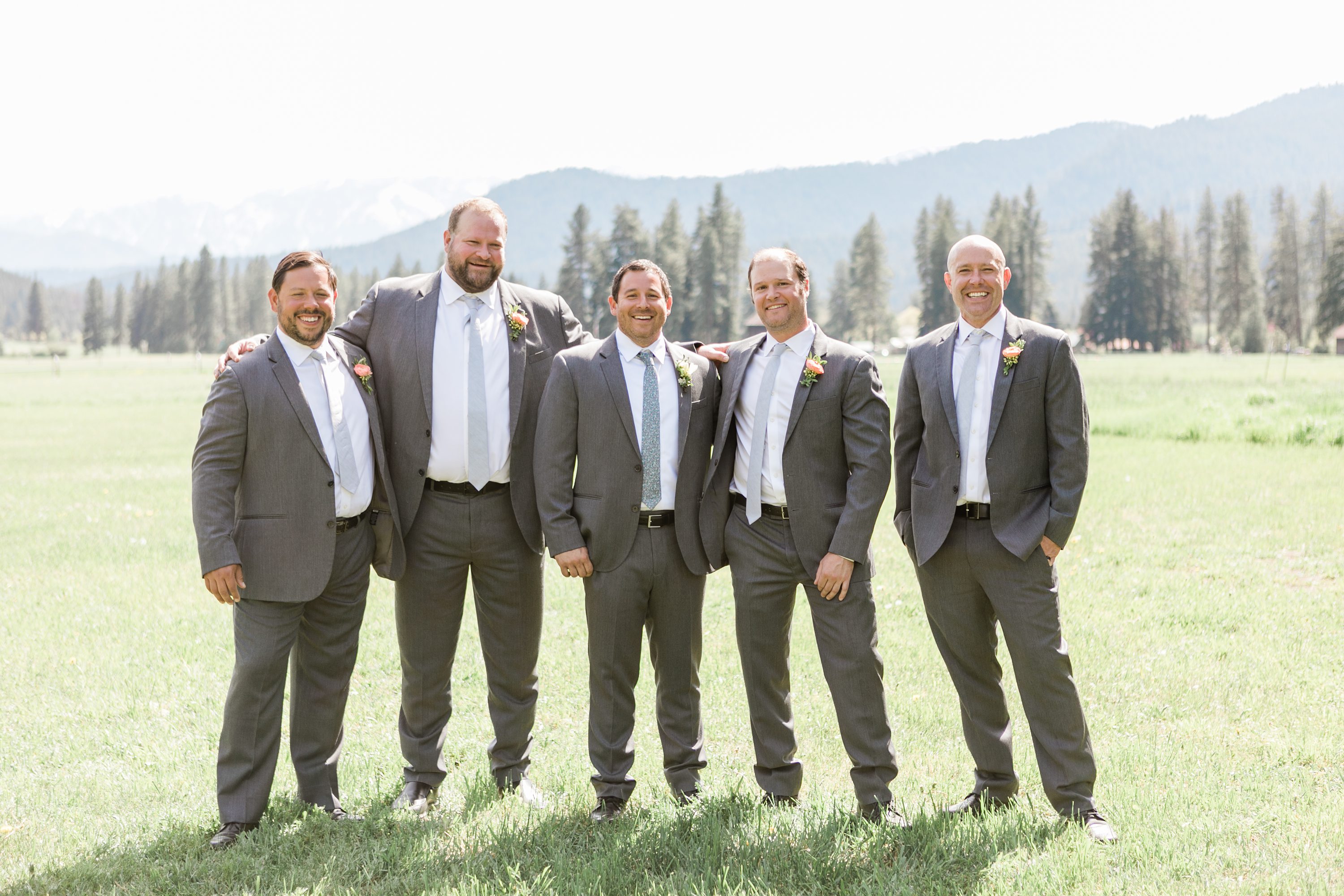 sun valley wedding photographer,leavenworth,leavenworth groomsmen,mountain wedding groomsmen