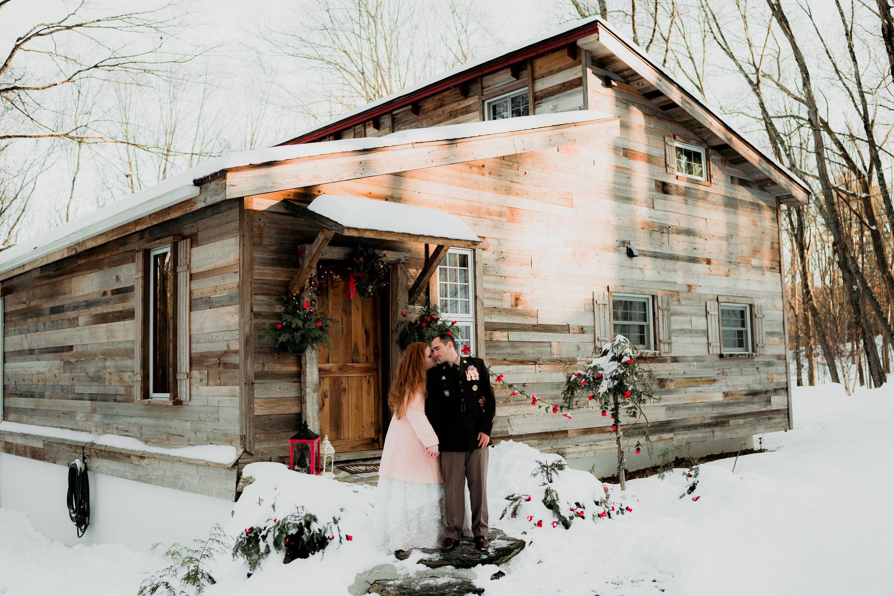 Easton Wedding Photographer,Bride and Groom pictures in the snow