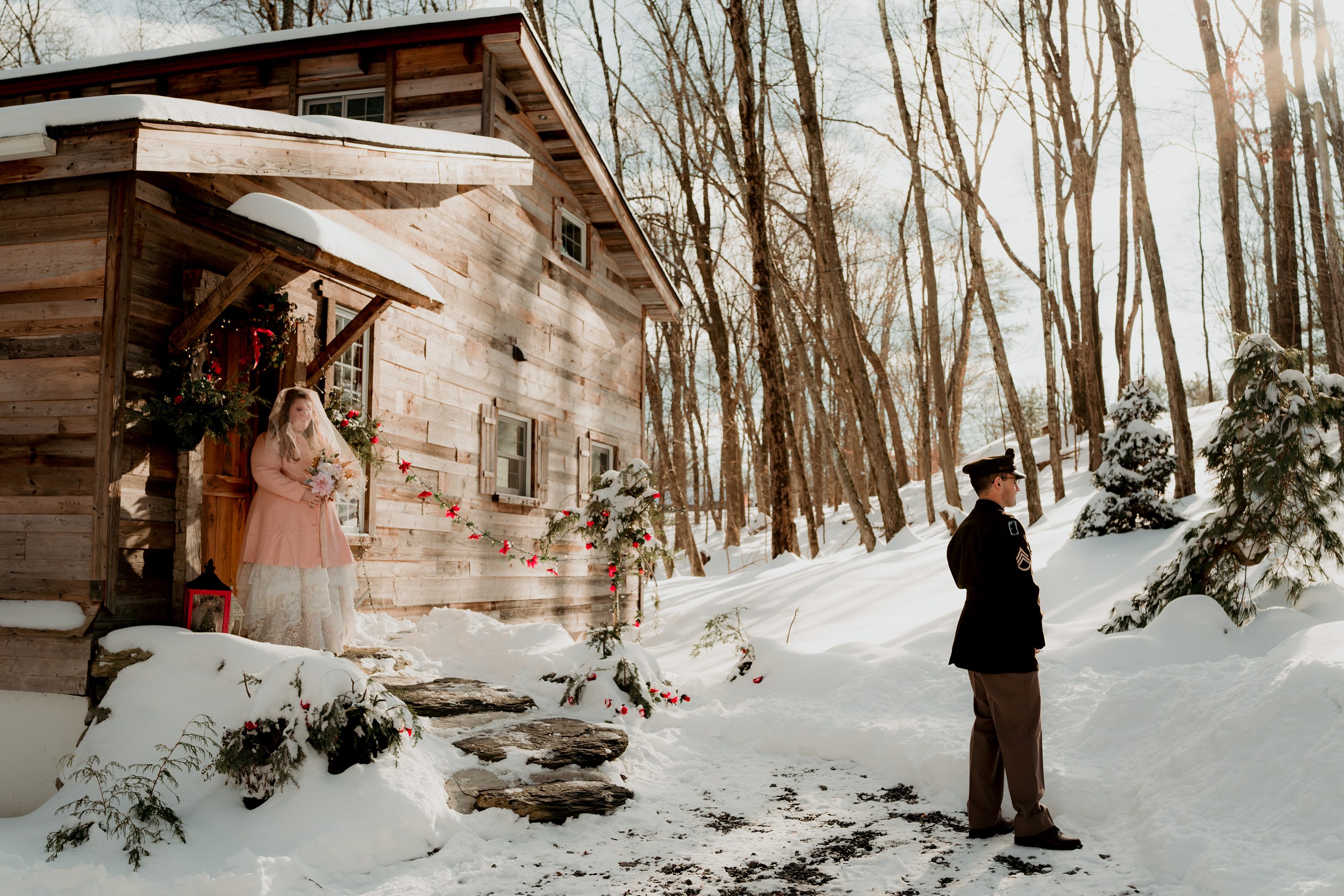 Snowy outdoor wedding,Destination Wedding Photographer