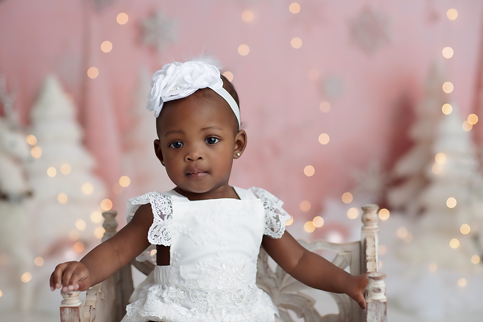 Winter Wonderland Cake Smash in Naperville Chicago cake smash photography, Chicago cake smash photographer
