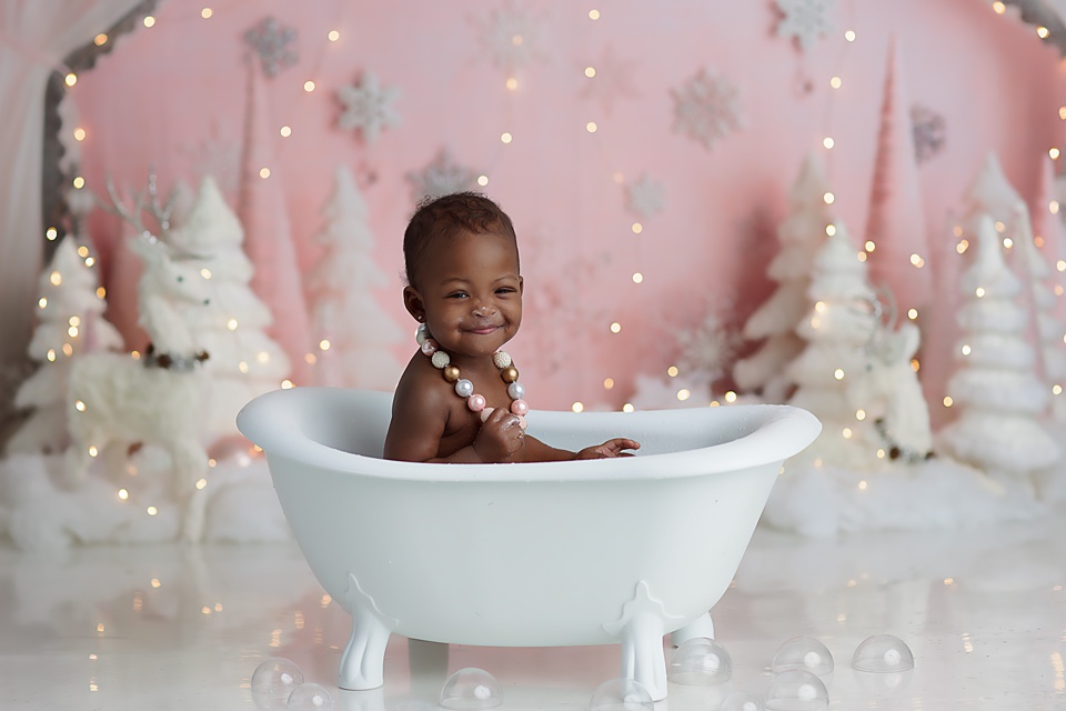 Winter Wonderland Cake Smash in Naperville Chicago cake smash photographer,cake smash photographers near me