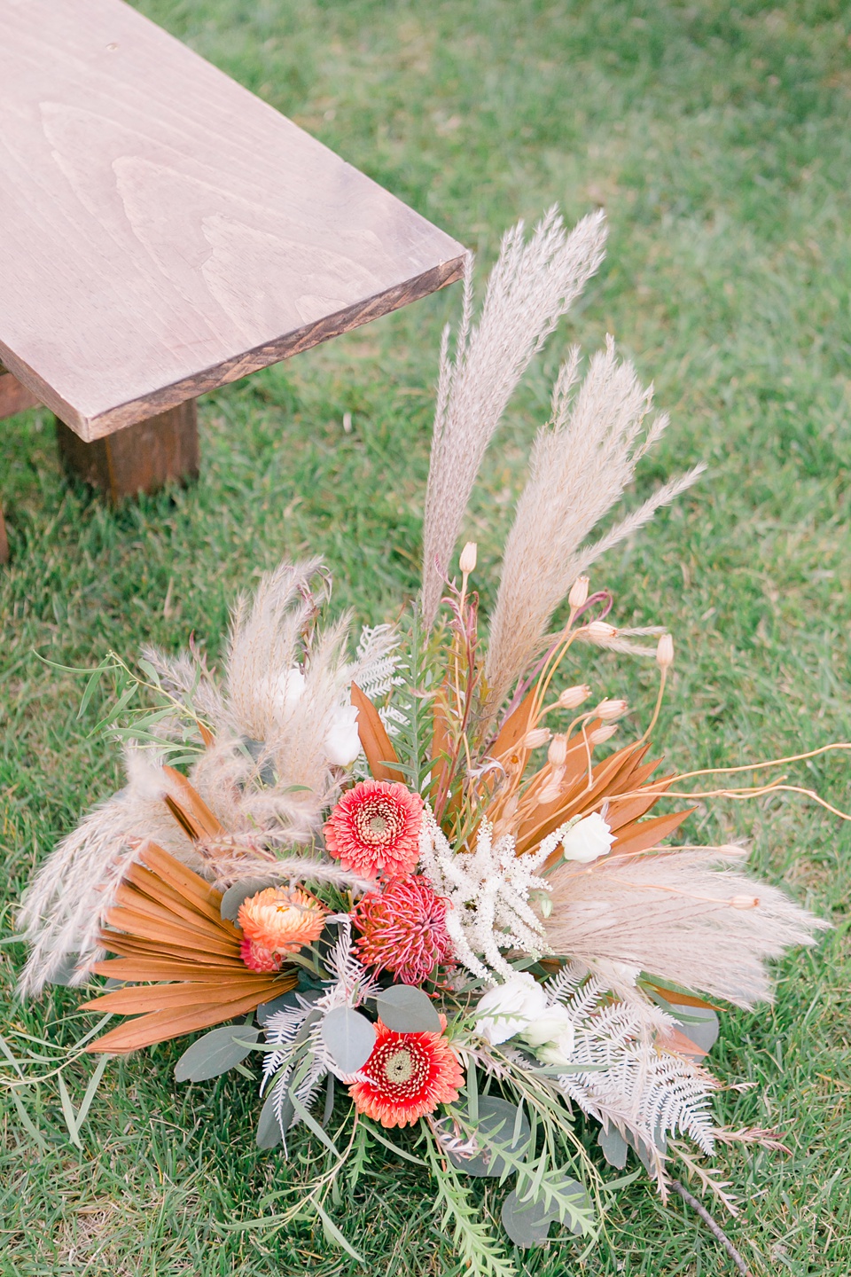 jana scott wedding photographer,bolotie for groomsmen