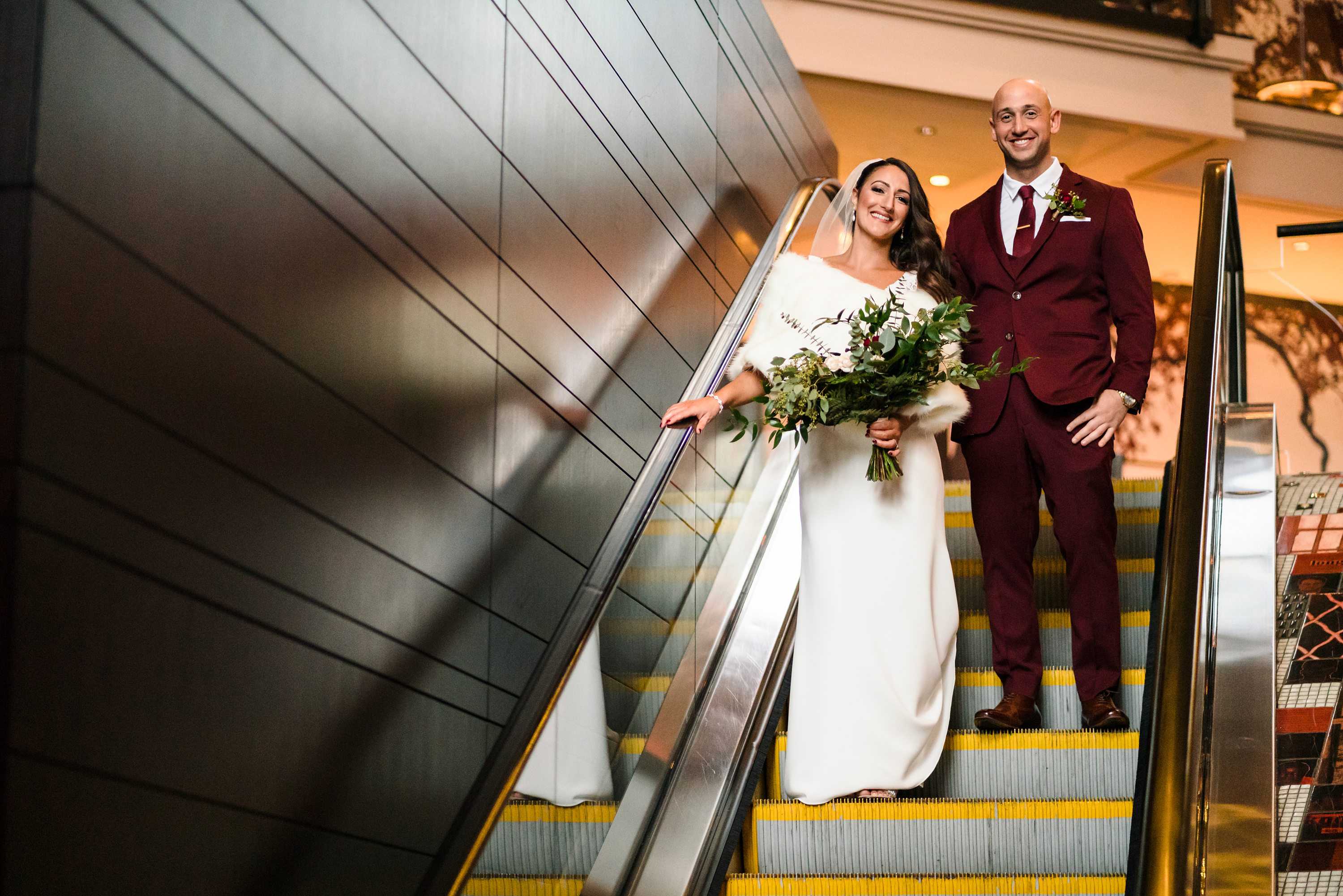Natural wedding photography,boston wedding photography,escalator liberty hotel