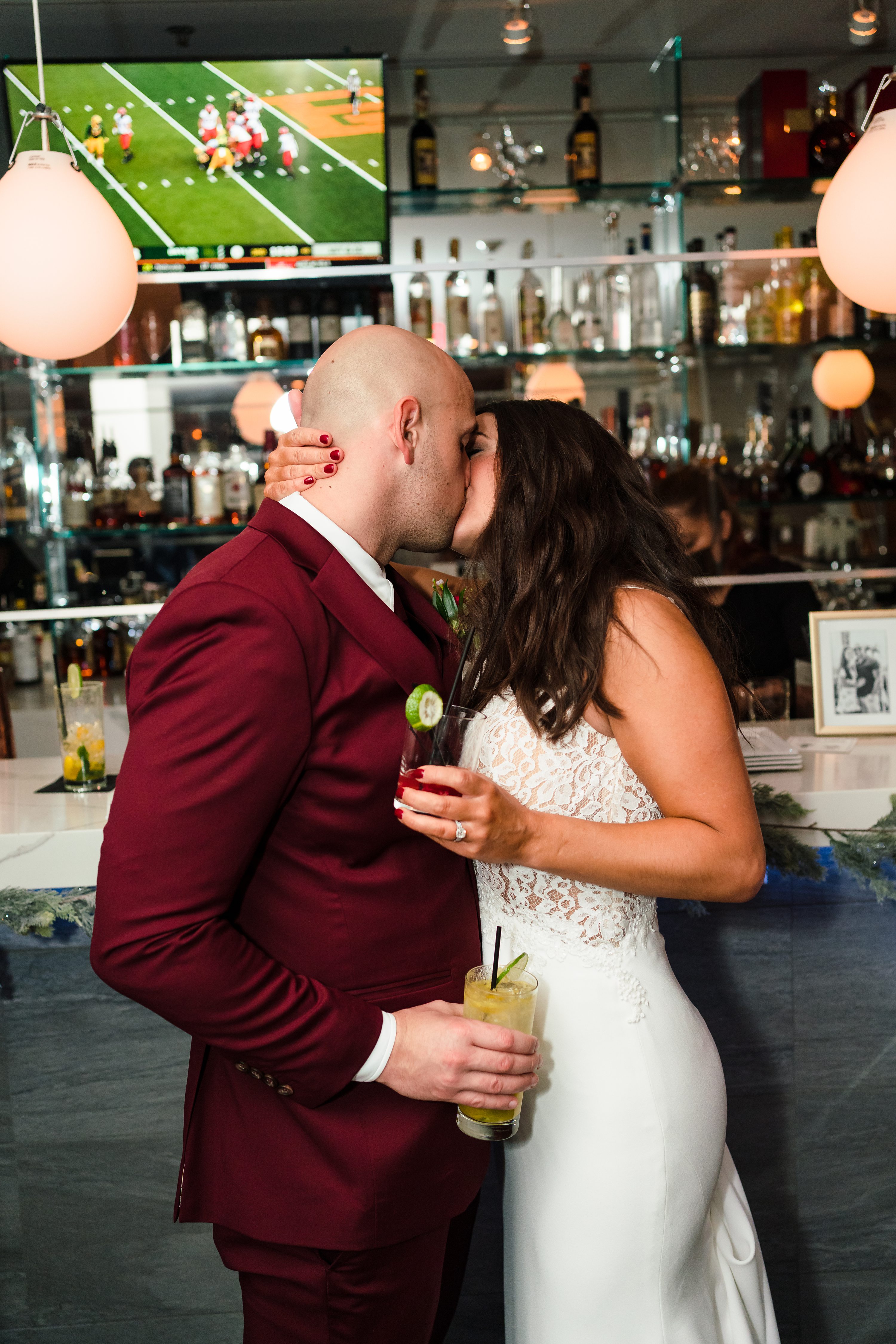 wedding photographer,Sony A7RIV,bar