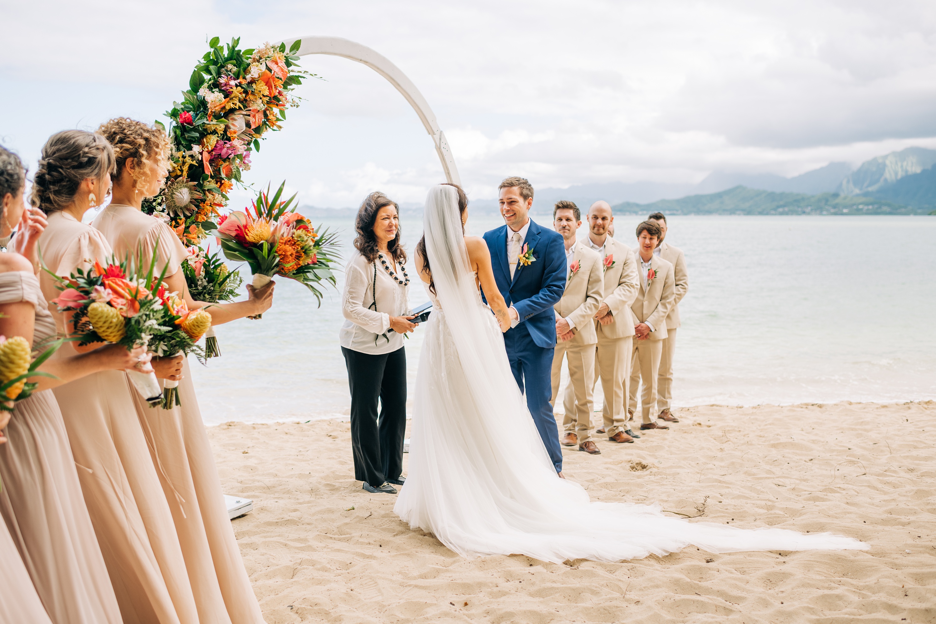 Our Oahu wedding at Paliku Gardens - Laura Watson Photography