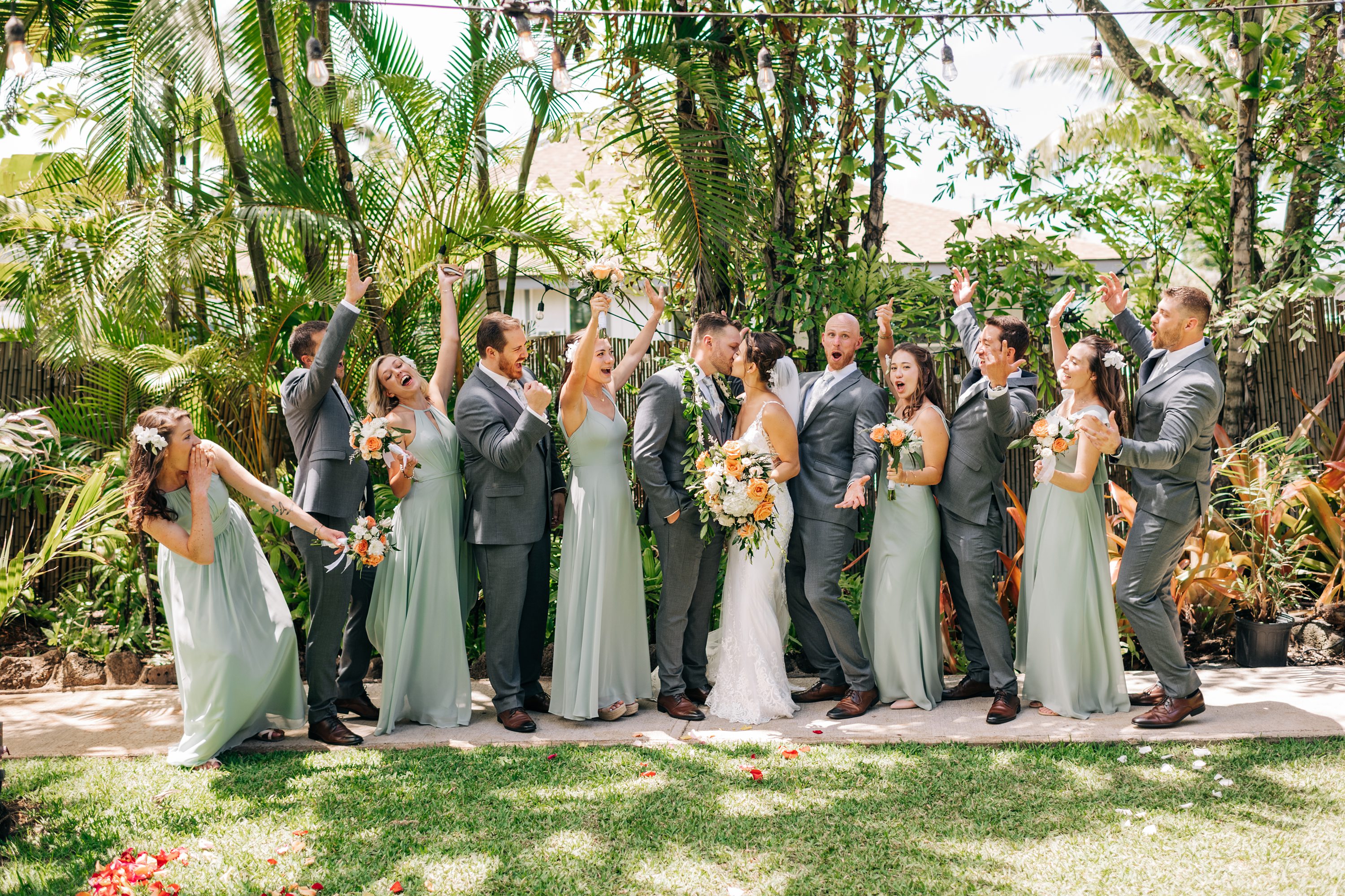 Emily + John's Vibrant Hale Koa Estate Wedding, Oahu, Hawaii - E+E Photography Emily + John's Vibrant Hale Koa Estate Wedding, Oahu, Hawaii - E+E Photography