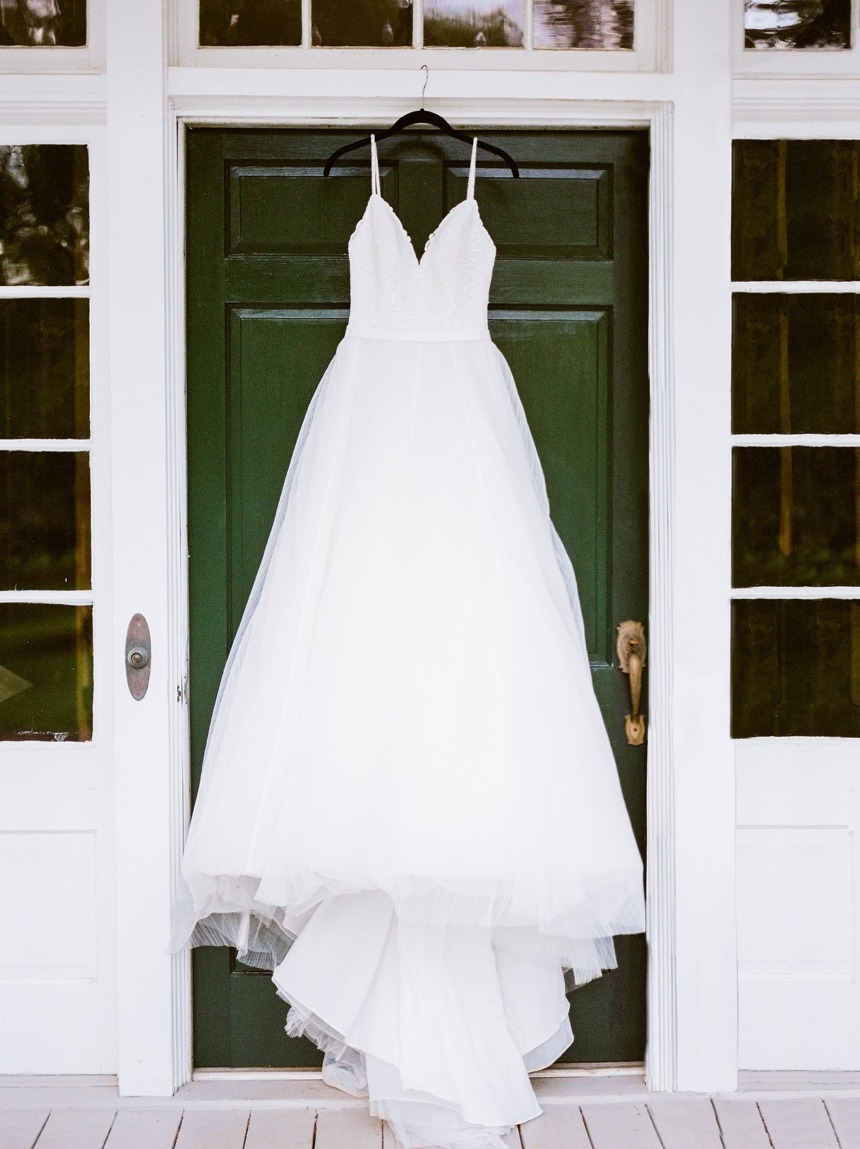 Black and White Wedding,Farm Wedding