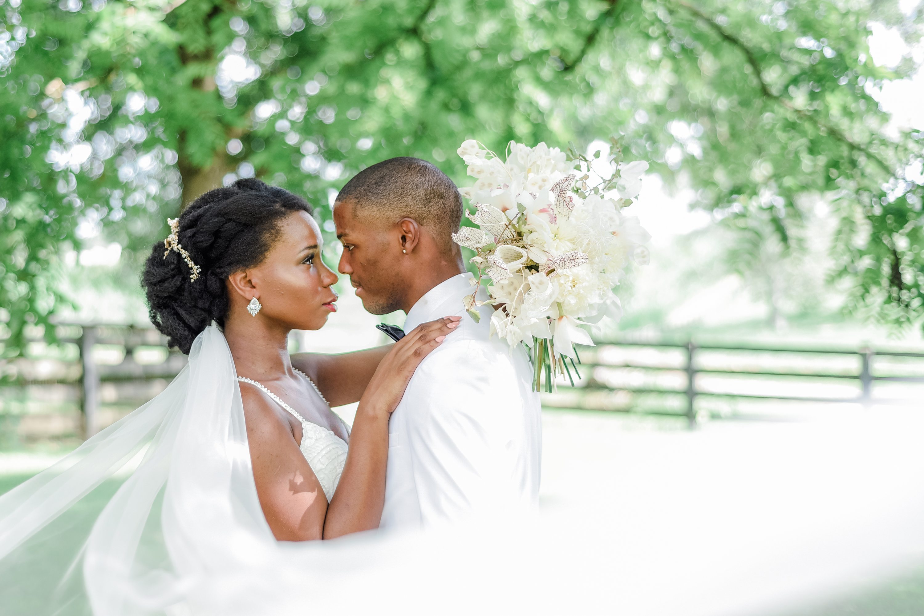 Black and White Wedding,Plantation
