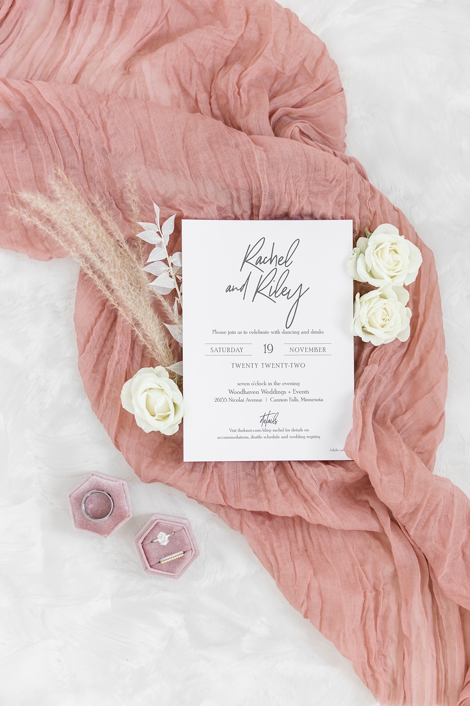 Minneapolis Wedding Photographer Lindsey White Photography lindsey white photography,woodhaven cannon falls minnesota