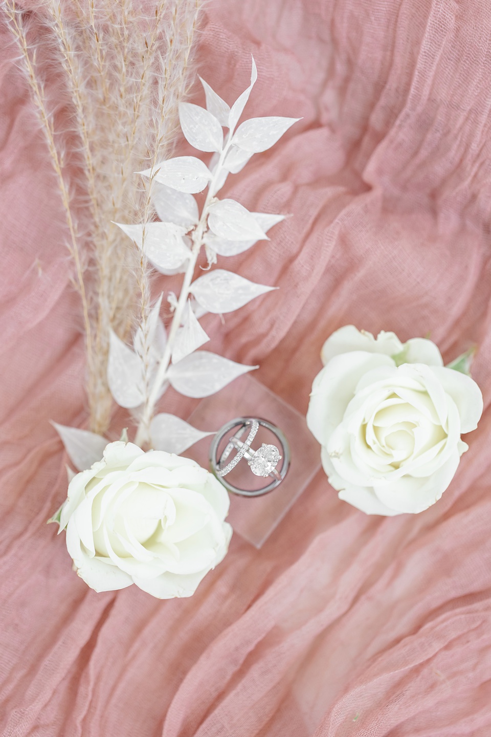 Minneapolis Wedding Photographer Lindsey White Photography lindsey white photography,minnesota engagement photographer