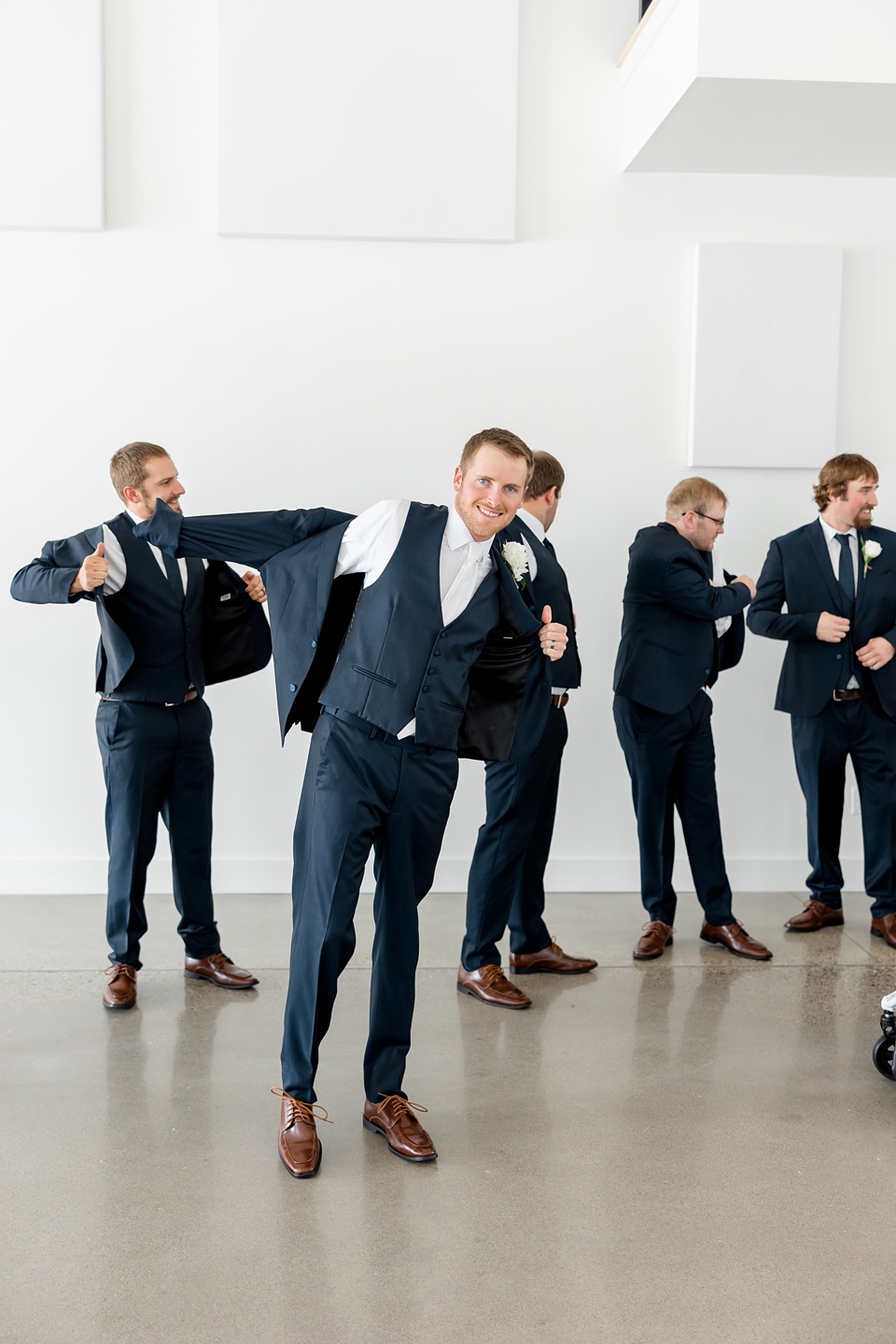 Minneapolis Wedding Photographer Lindsey White Photography minnesota wedding photographer